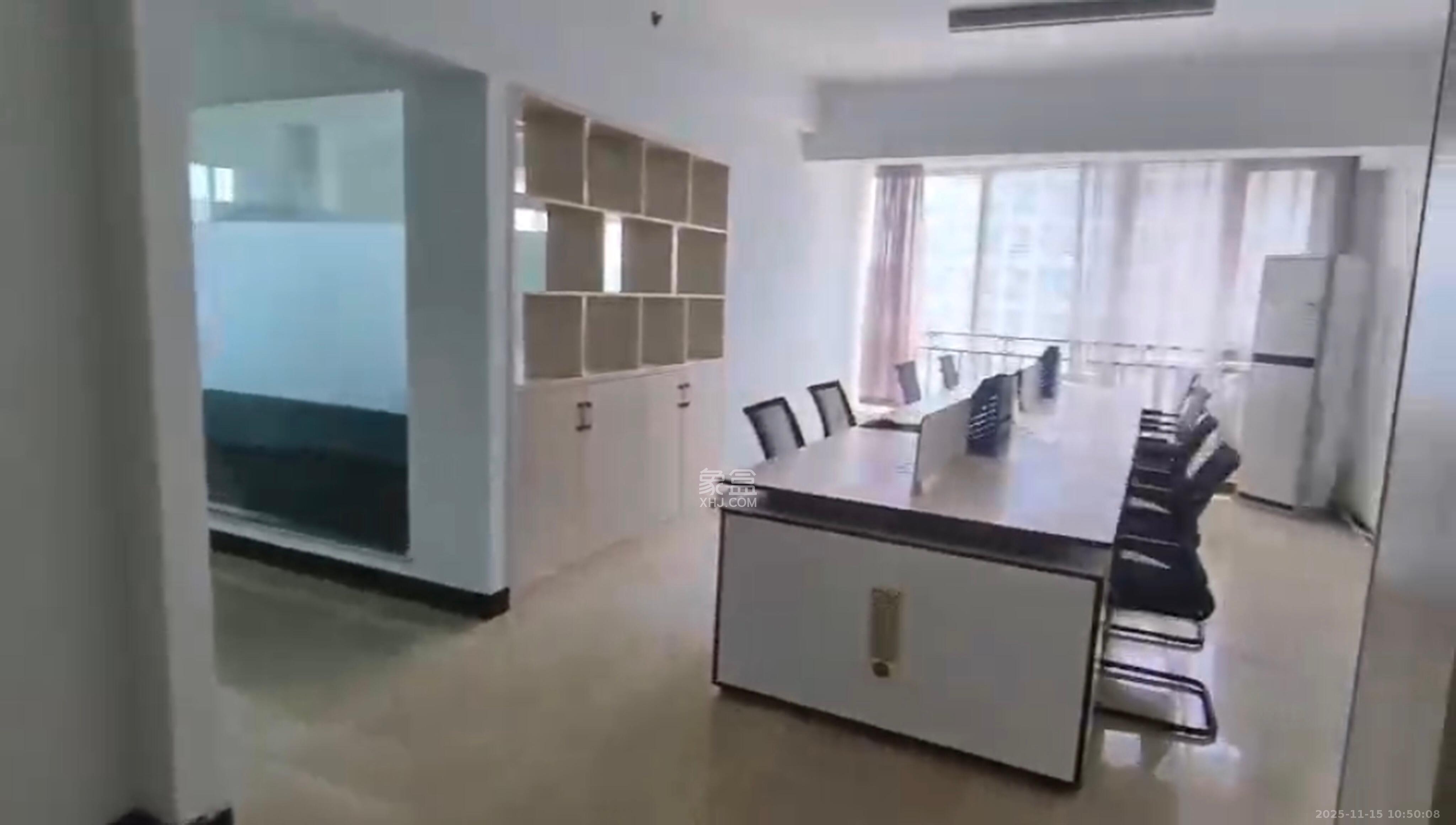 长城华都  1室2厅2卫    3000.0元/月室内图