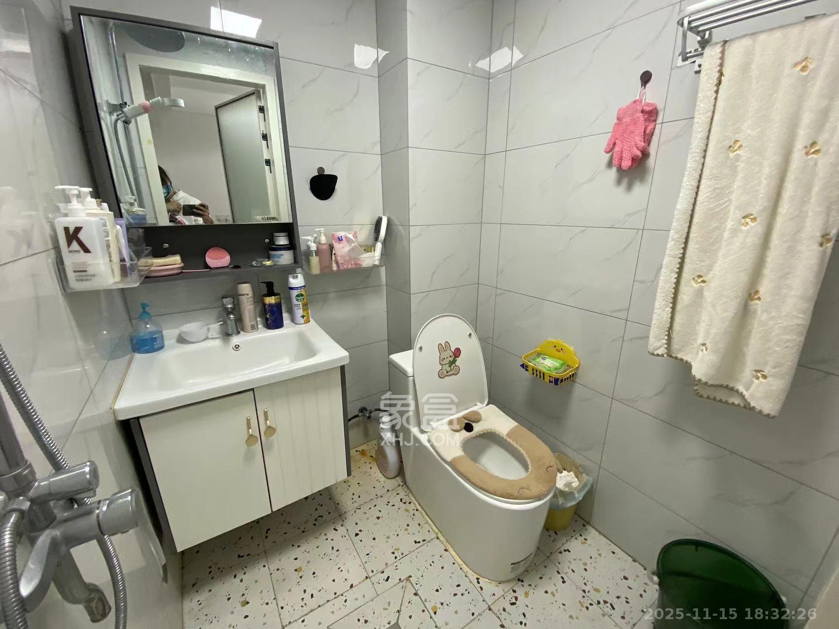 天健城  1室0厅1卫    1900.0元/月室内图