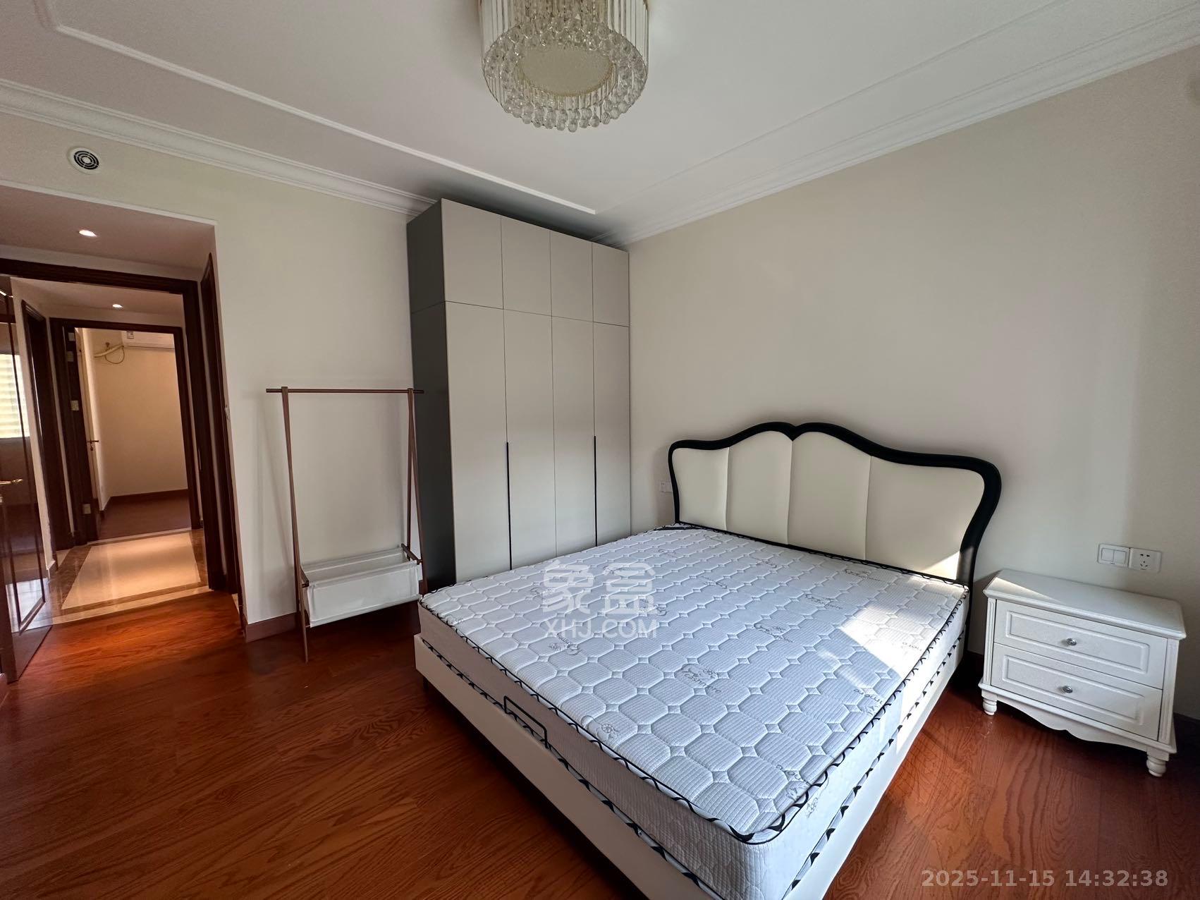 恒大雅苑 3室2厅2卫 3500.0元/月 恒大雅苑 3室2厅2卫 3500.0元/月室内图