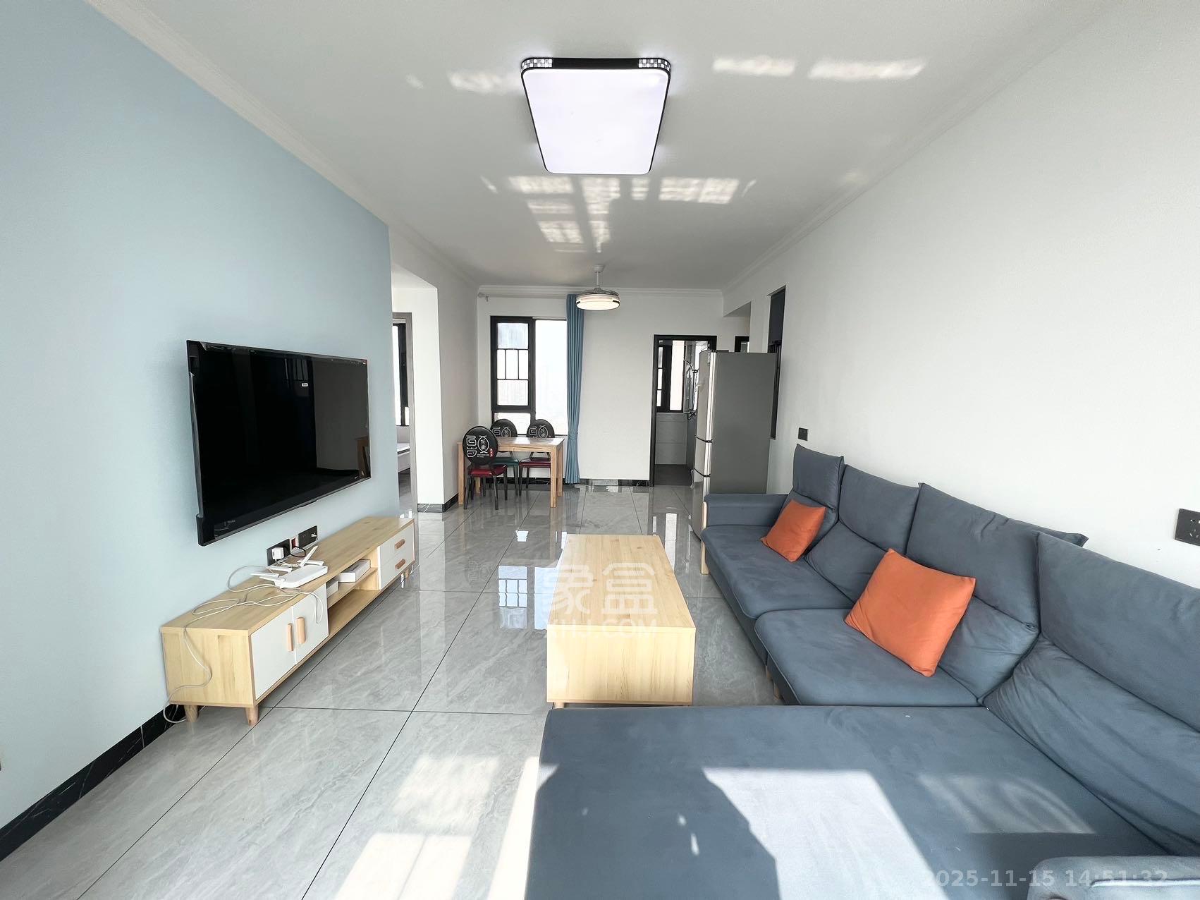 东合新苑 2室2厅1卫 2100.0元/月 东合新苑 2室2厅1卫 2100.0元/月室内图