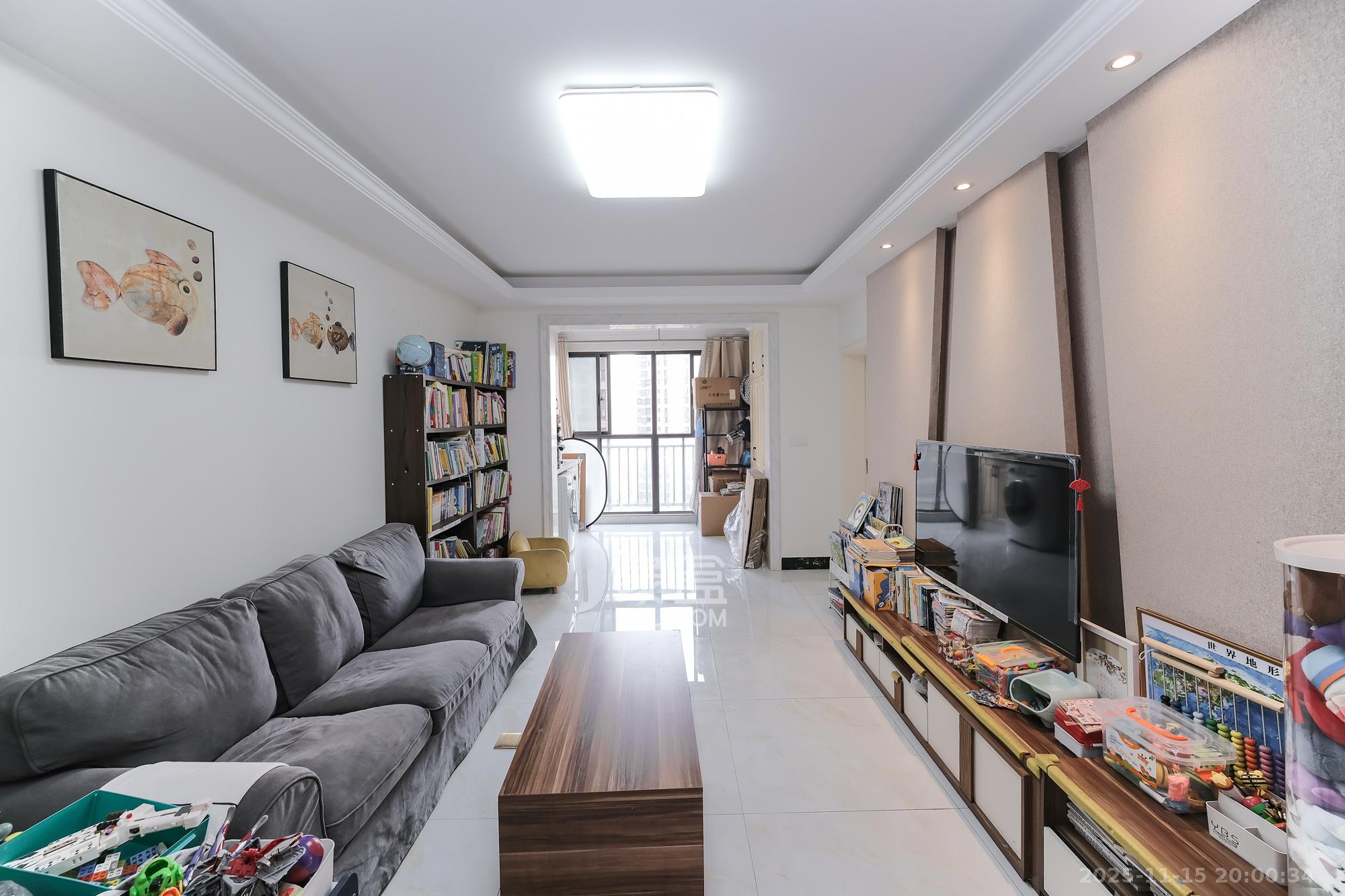 保利香槟国际  3室2厅1卫    66.8万