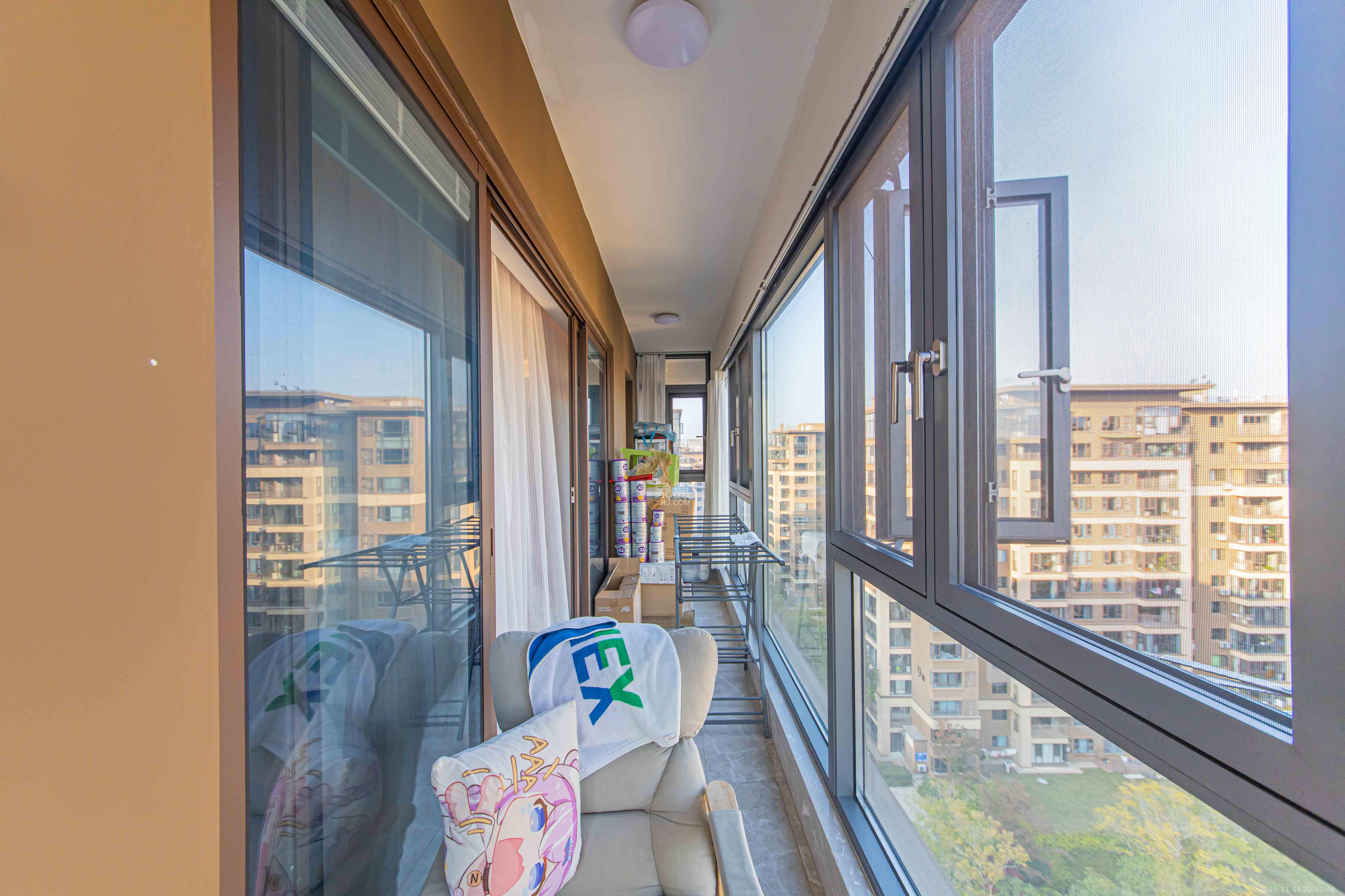 大唐印象三期御玺 3室2厅2卫 145.0万 大唐印象三期御玺 3室2厅2卫 145.0万阳台