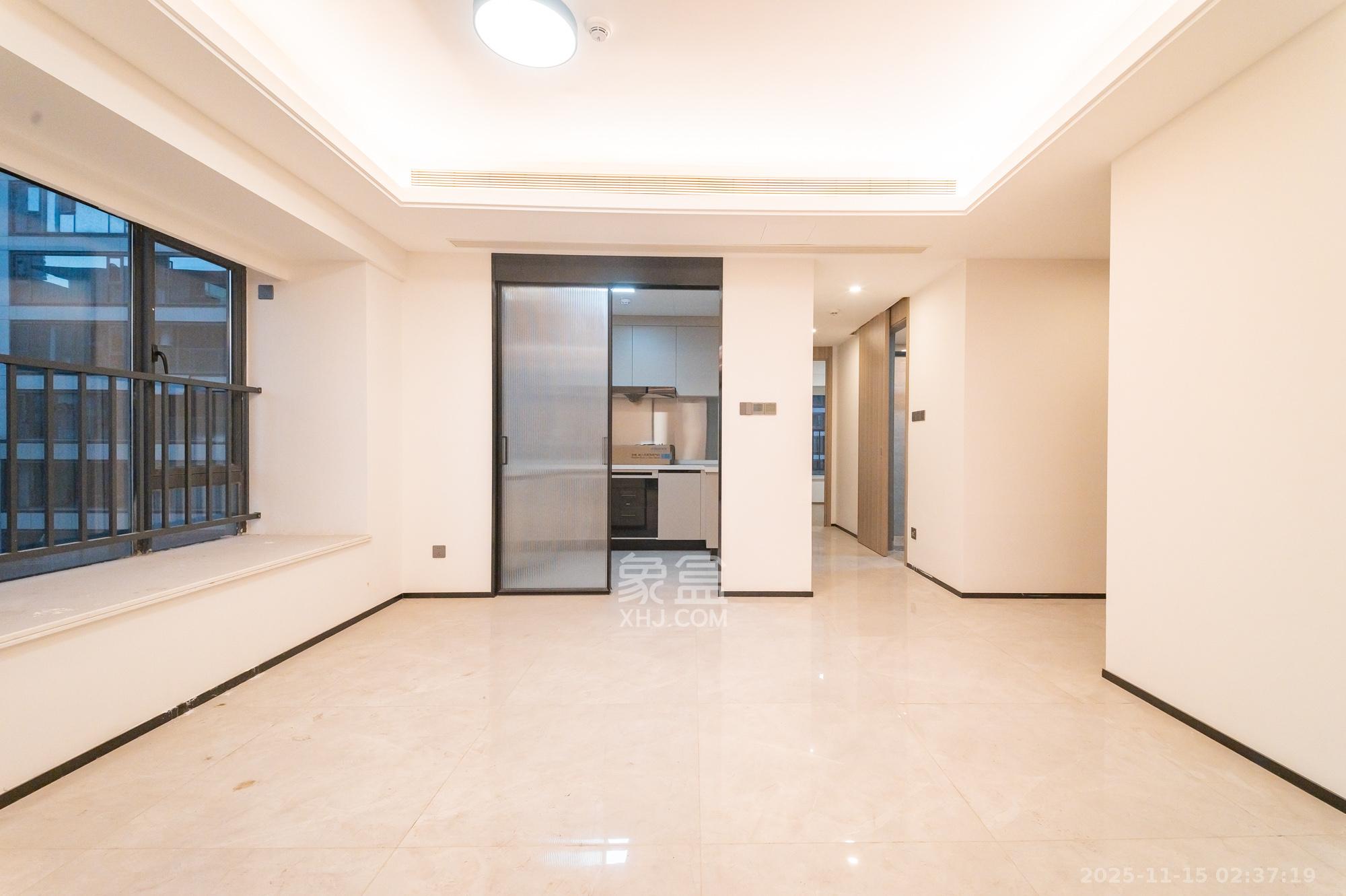 三一云谷  1室0厅0卫    151.0万客厅