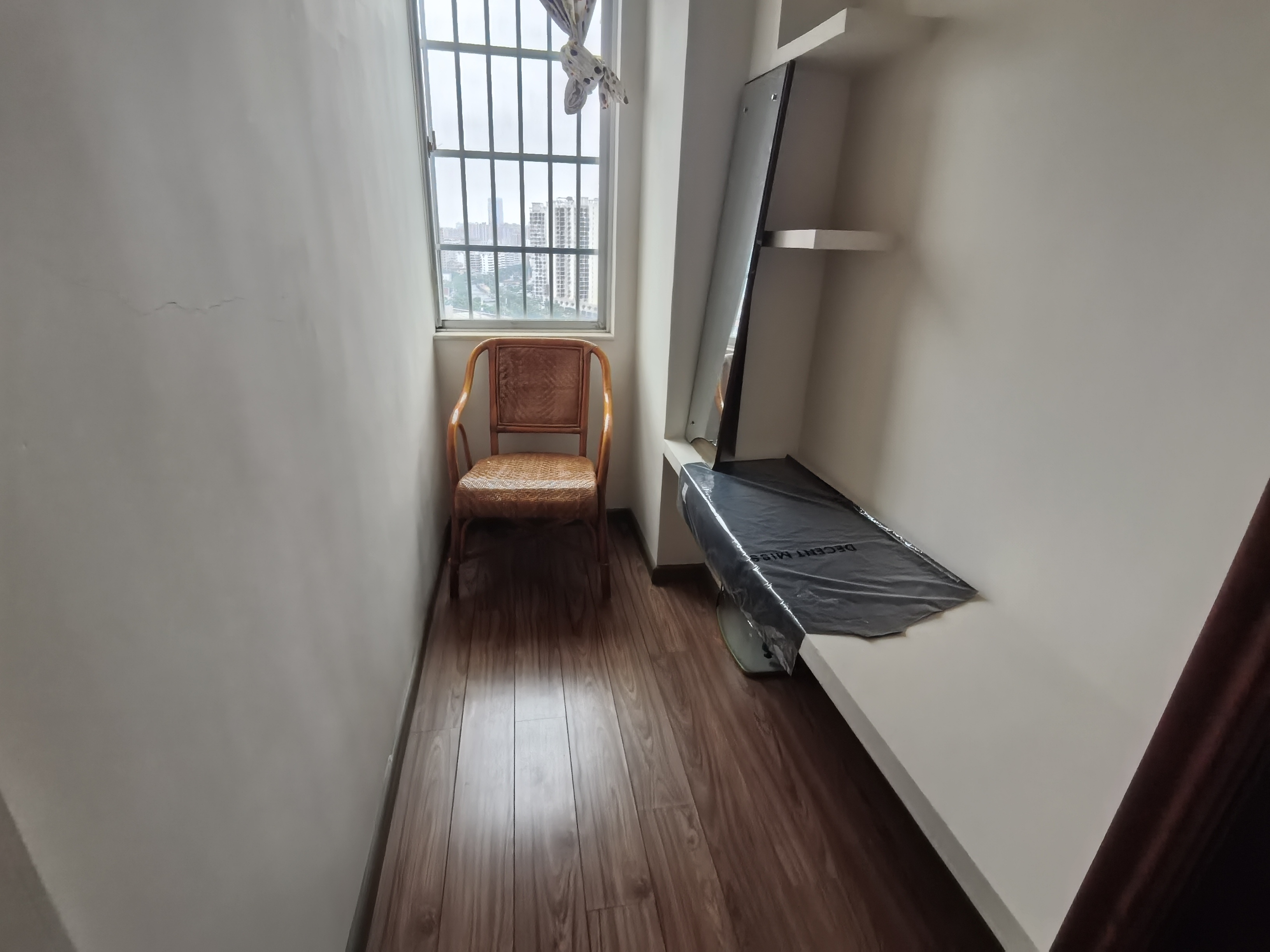 龙福花园 3室2厅1卫 2200.0元/月 龙福花园 3室2厅1卫 2200.0元/月室内图