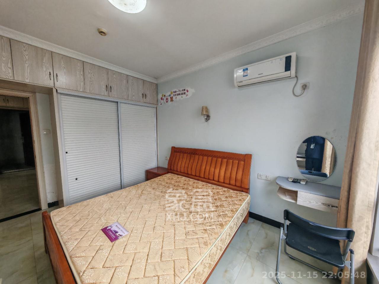 达美D6区  1室1厅1卫    1900.0元/月室内图