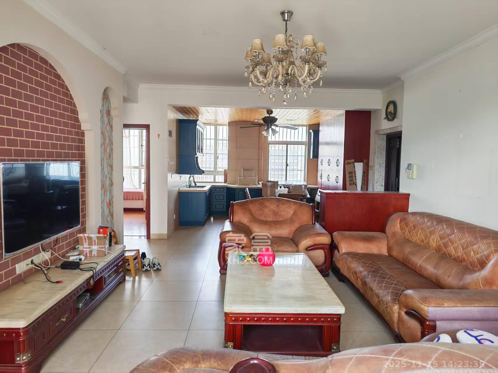 德泽苑  2室2厅1卫    1800.0元/月室内图