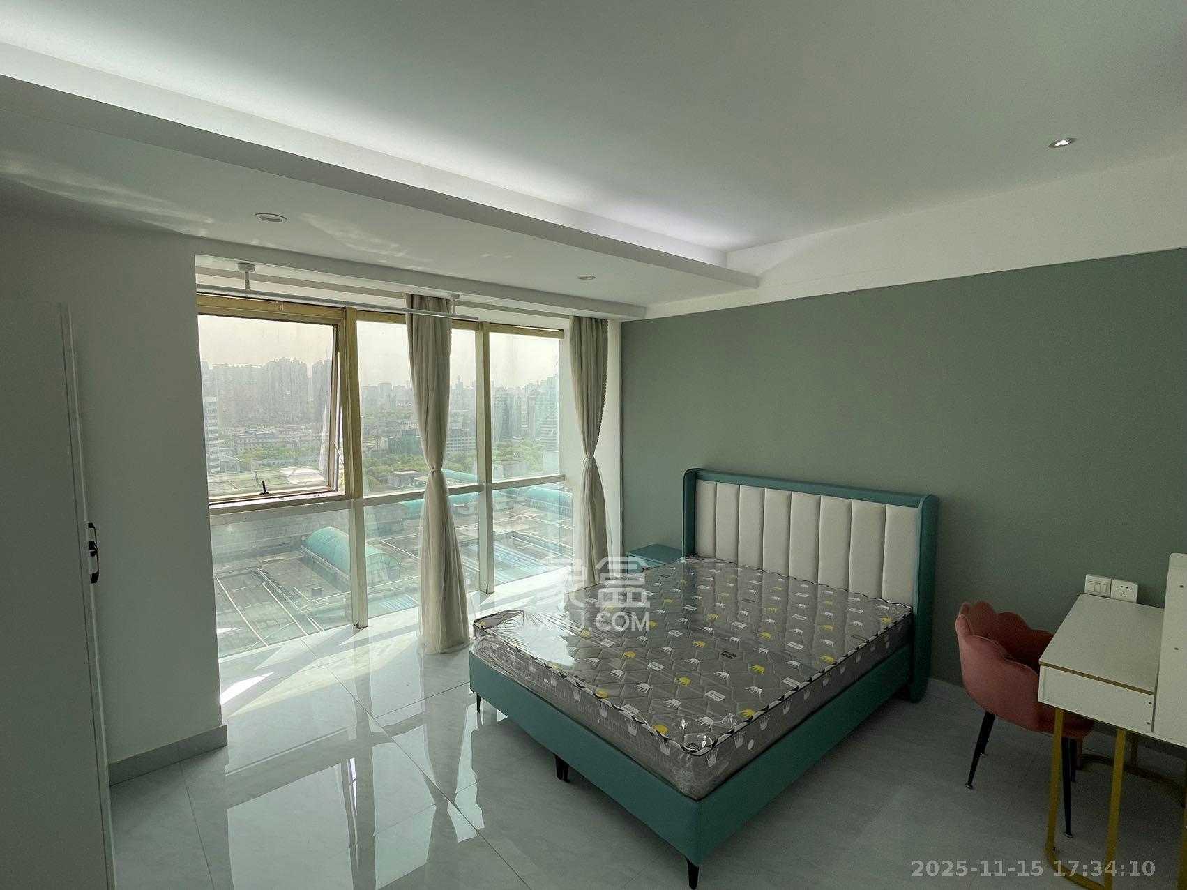 越界（天佑国际大厦）  1室1厅1卫    1980.0元/月