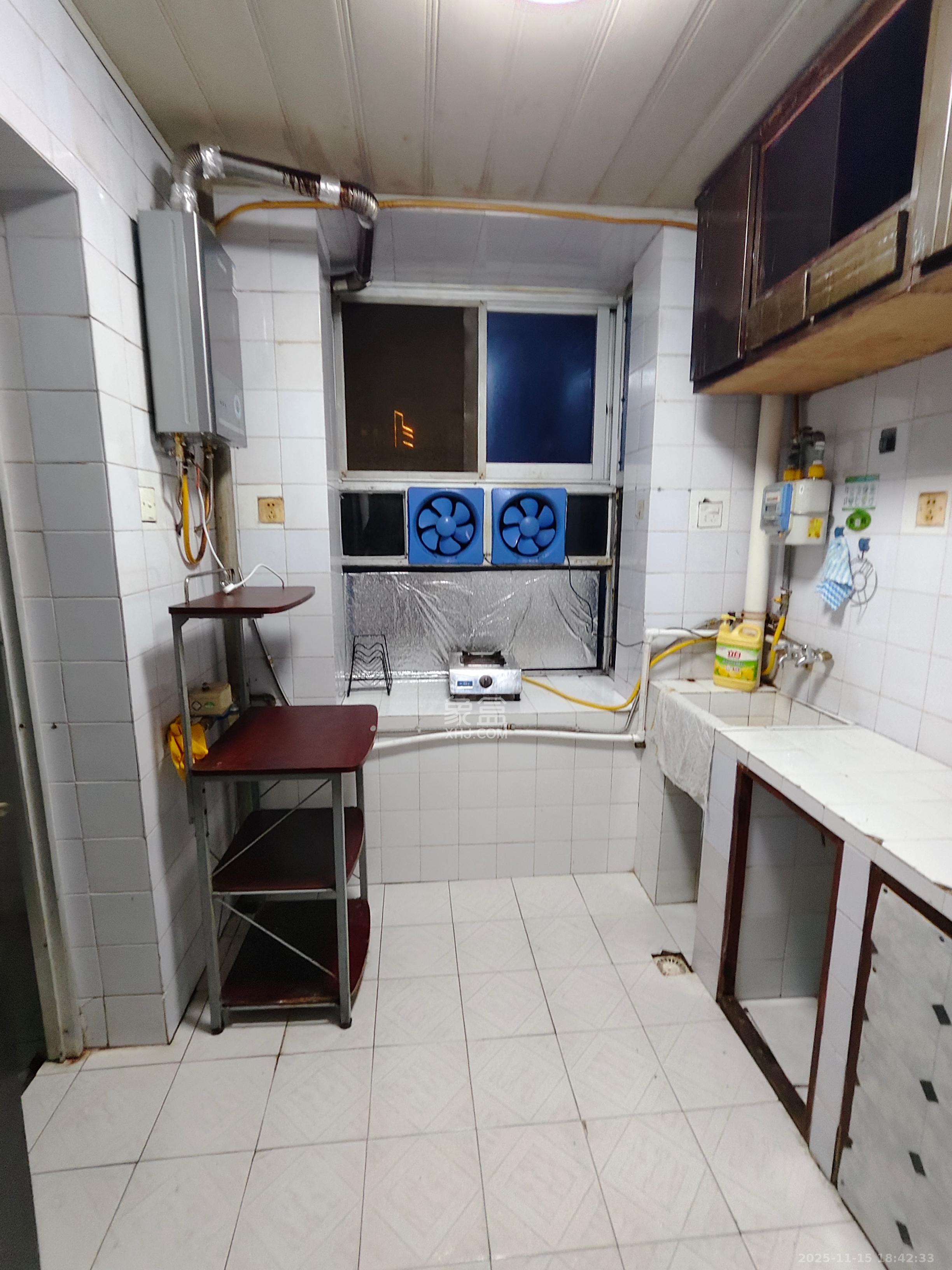 长探家园  2室1厅1卫    1400.0元/月室内图