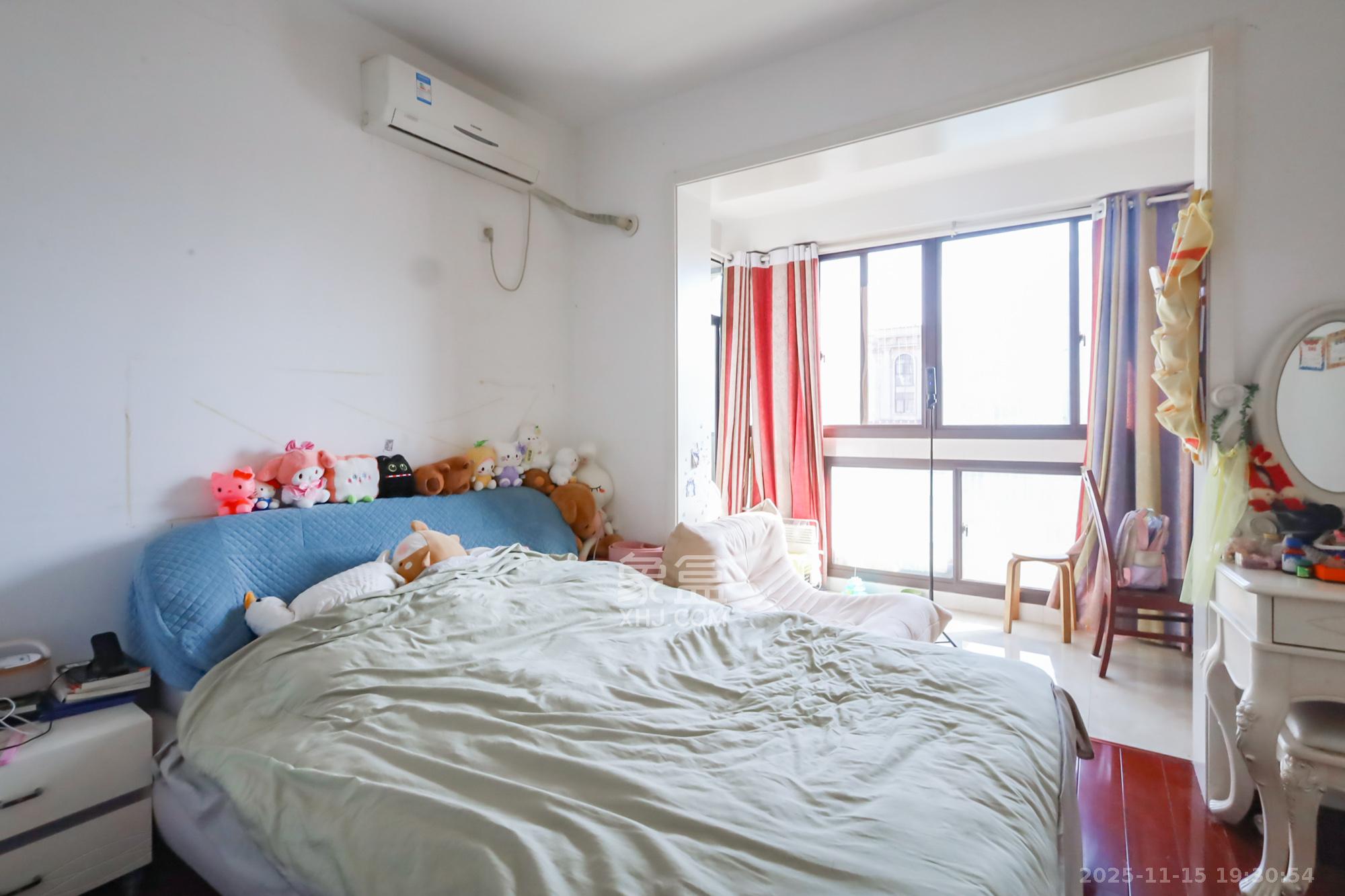 阳光丽城一期 2室1厅1卫 76.0万 阳光丽城一期 2室1厅1卫 76.0万卧室