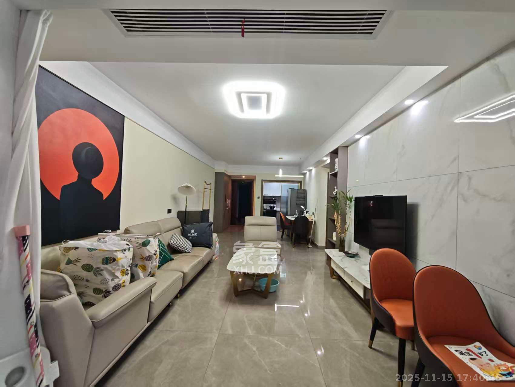 天健城  2室1厅1卫    3800.0元/月室内图