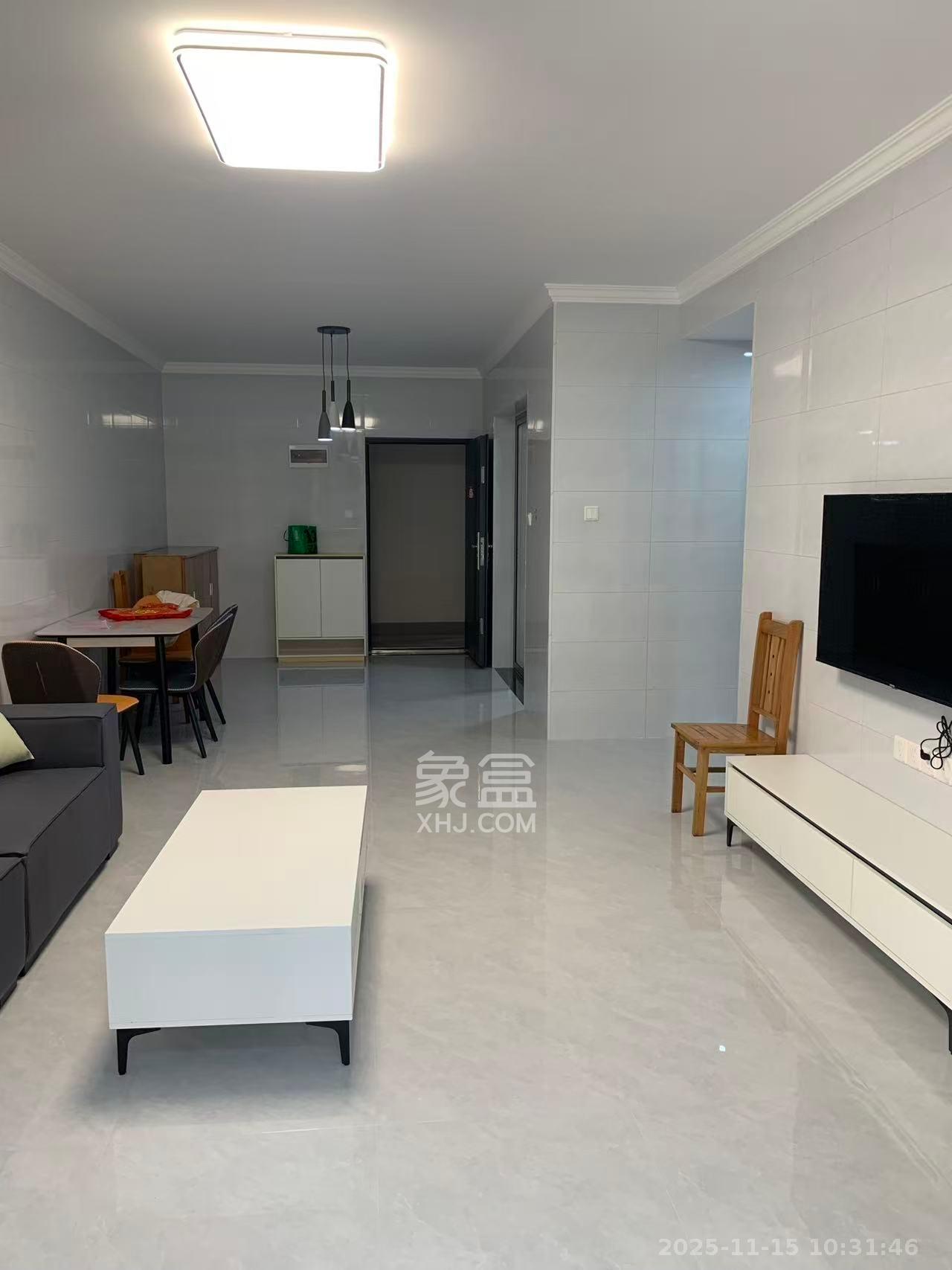 旭日嘉苑  2室2厅1卫    2200.0元/月室内图1