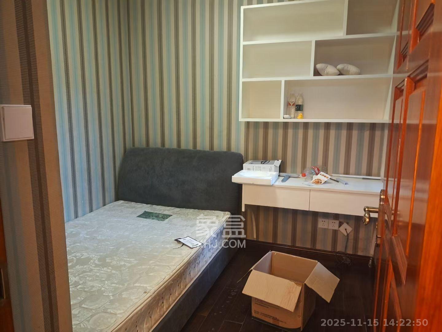 上峰苑（兰亭玥岛）  2室1厅1卫    2400.0元/月室内图