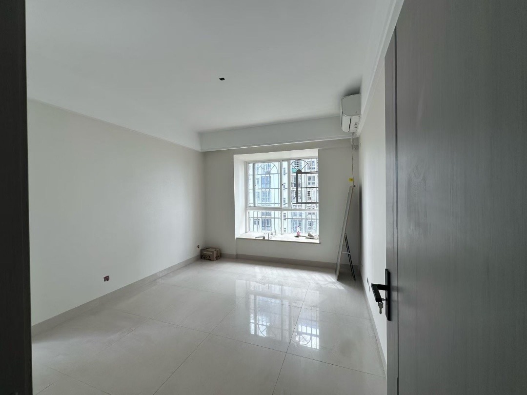 宝泰温泉花园 3室2厅2卫 146.0万 宝泰温泉花园 3室2厅2卫 146.0万客厅