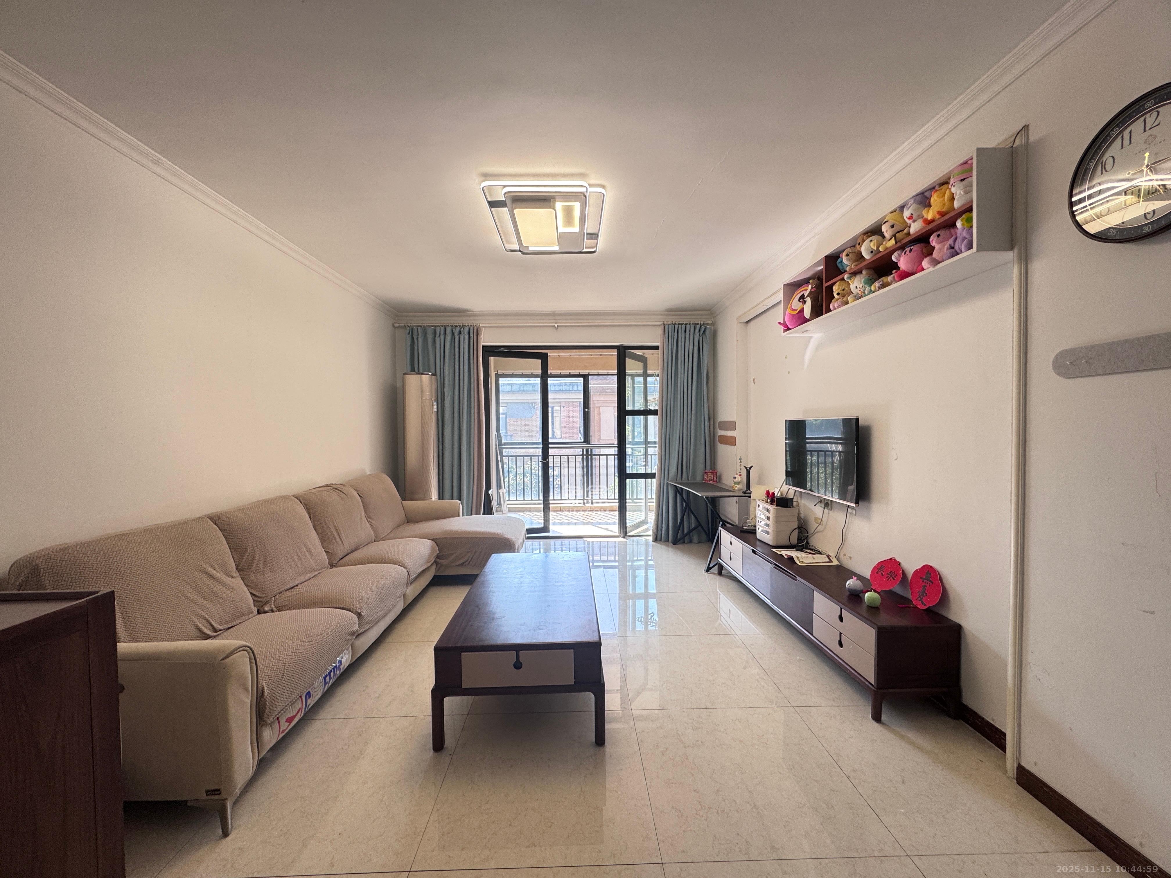 绿城桂花城  2室1厅1卫    2700.0元/月