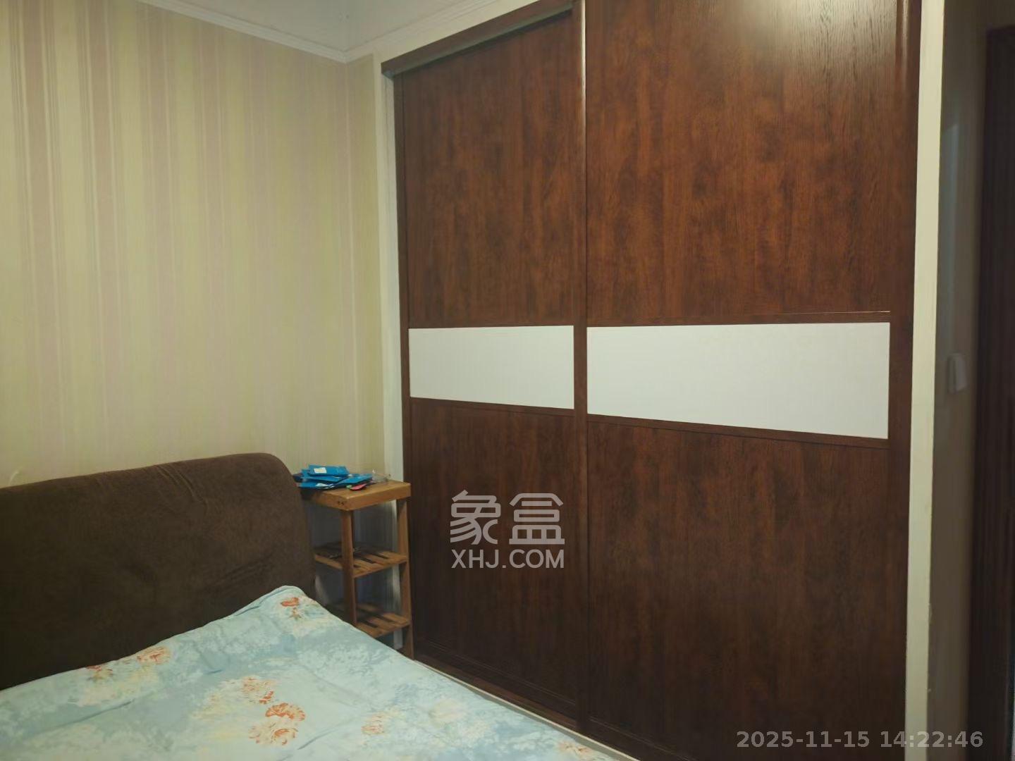 上峰苑（兰亭玥岛）  2室1厅1卫    2400.0元/月室内图