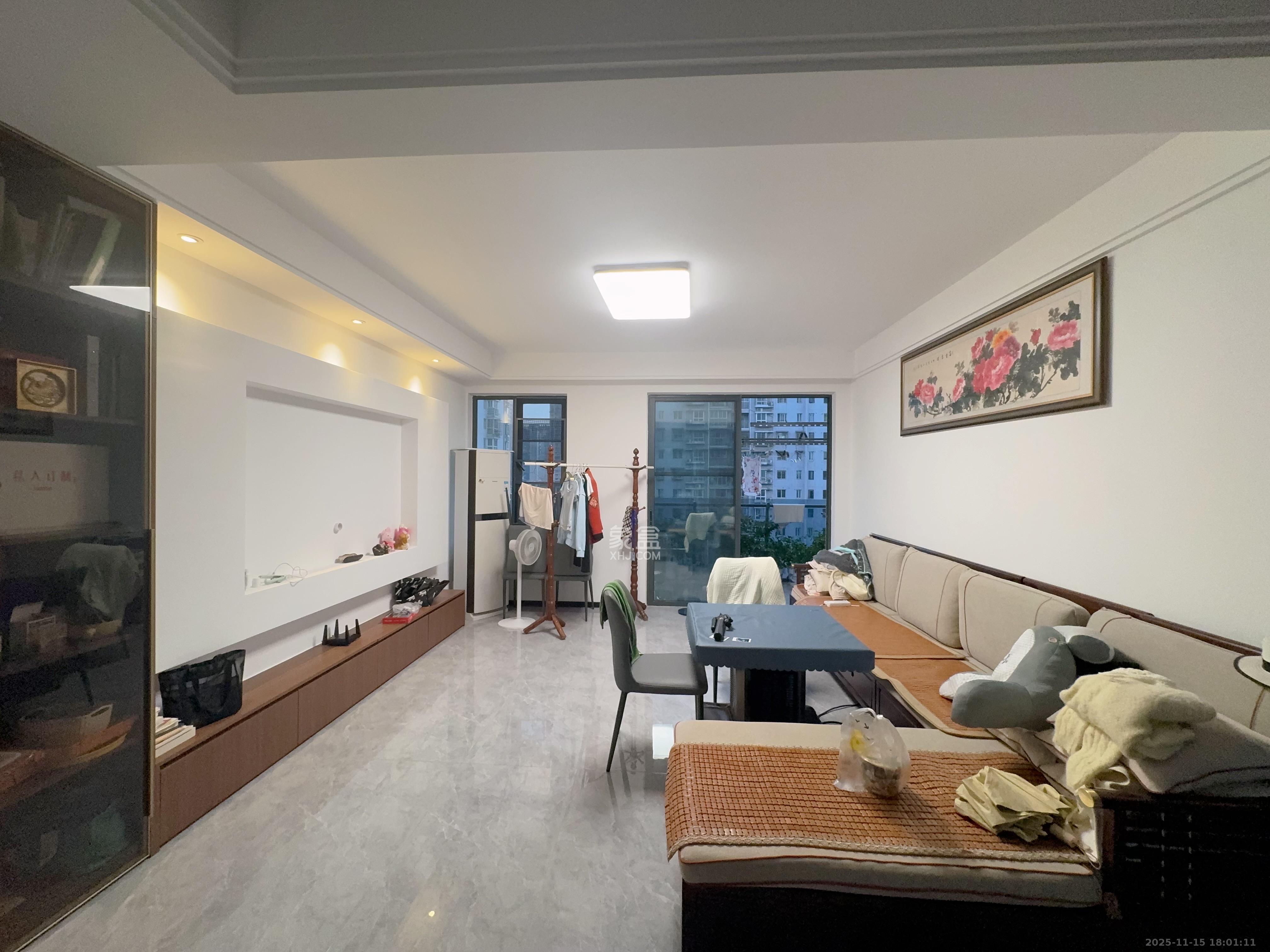 博林金谷 3室2厅2卫 3600.0元/月 博林金谷 3室2厅2卫 3600.0元/月室内图