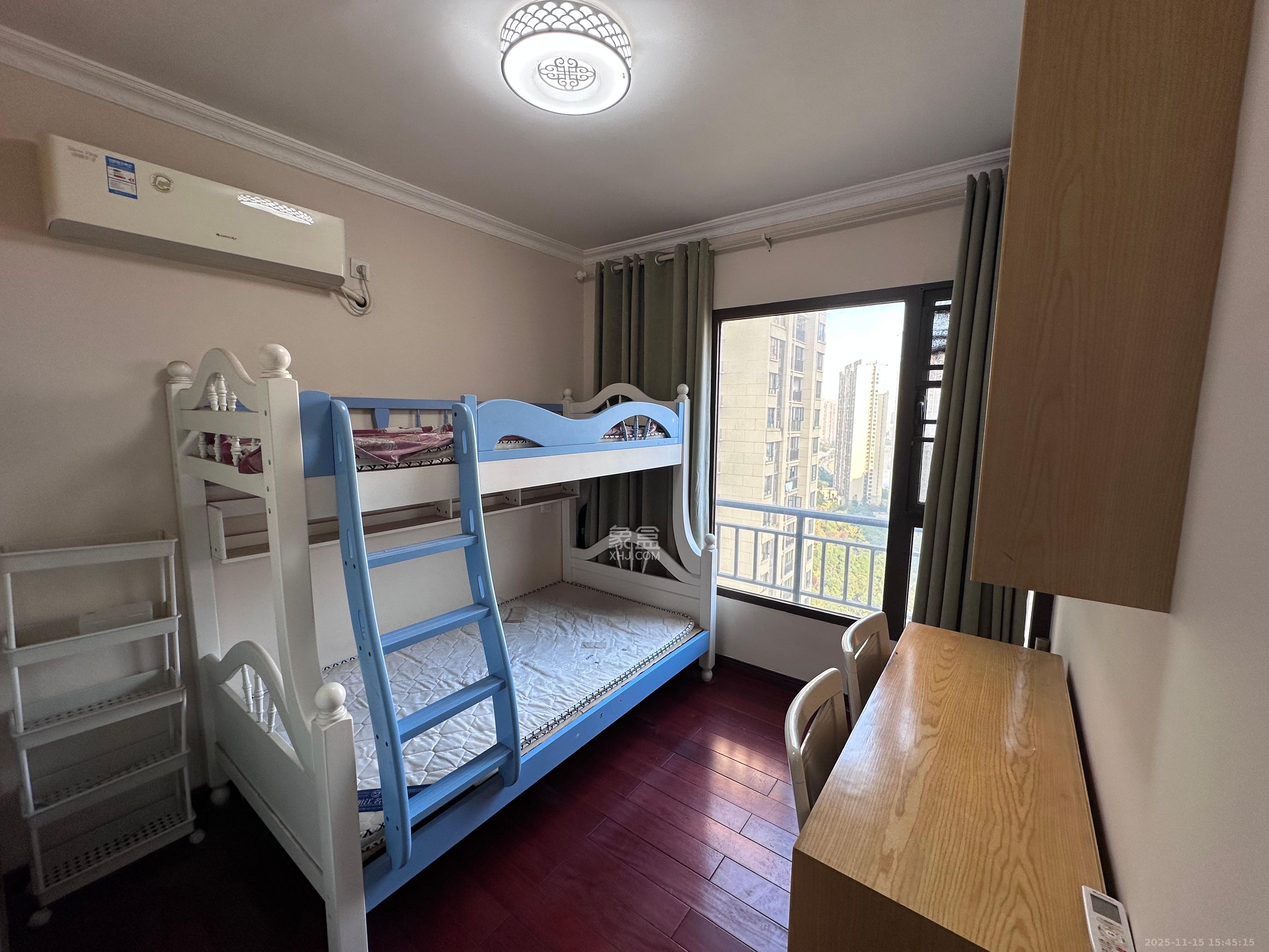 华润橡树湾  2室1厅1卫    2000.0元/月室内图