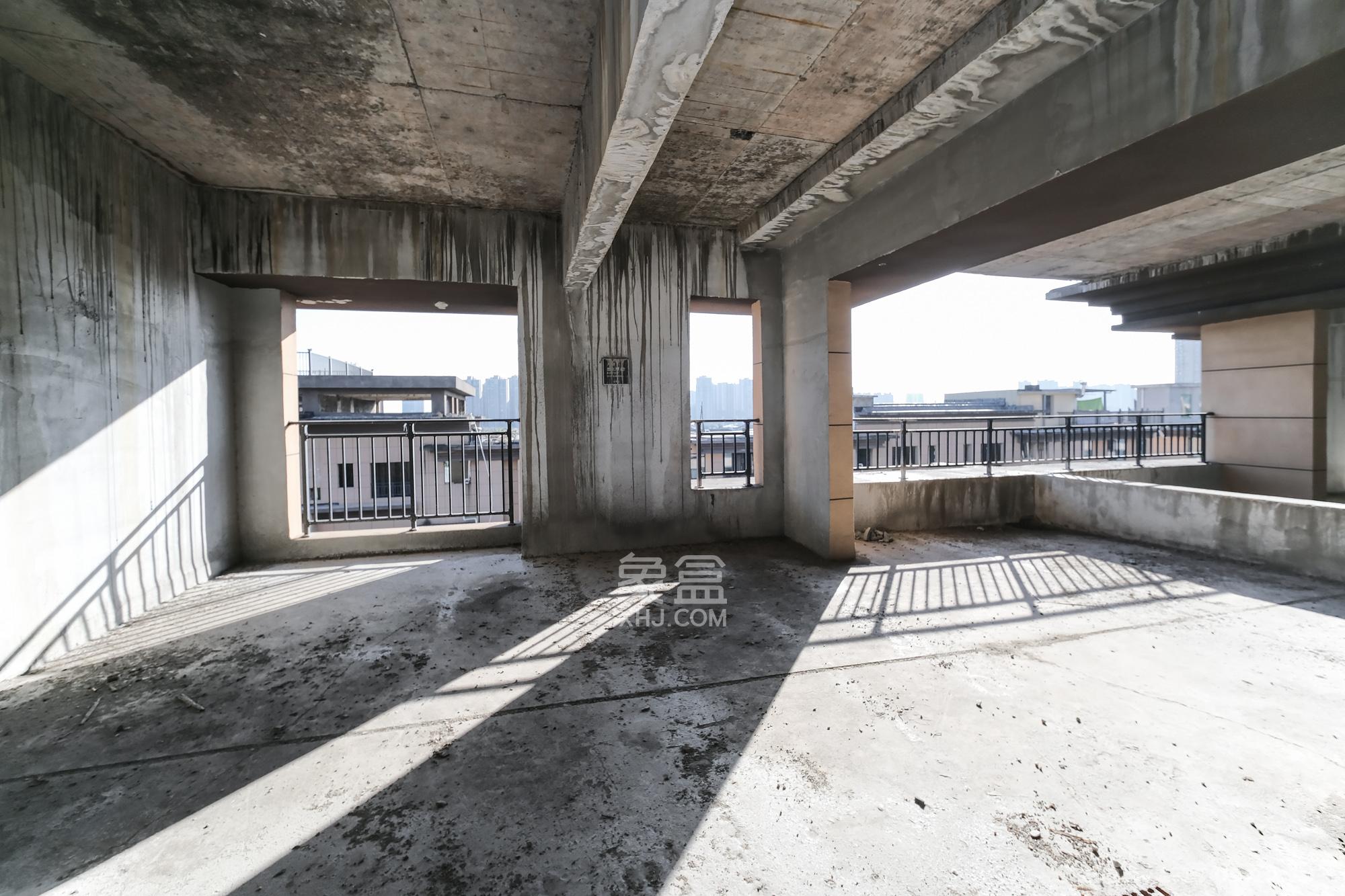 合能枫丹新里  4室2厅2卫    130.0万其他