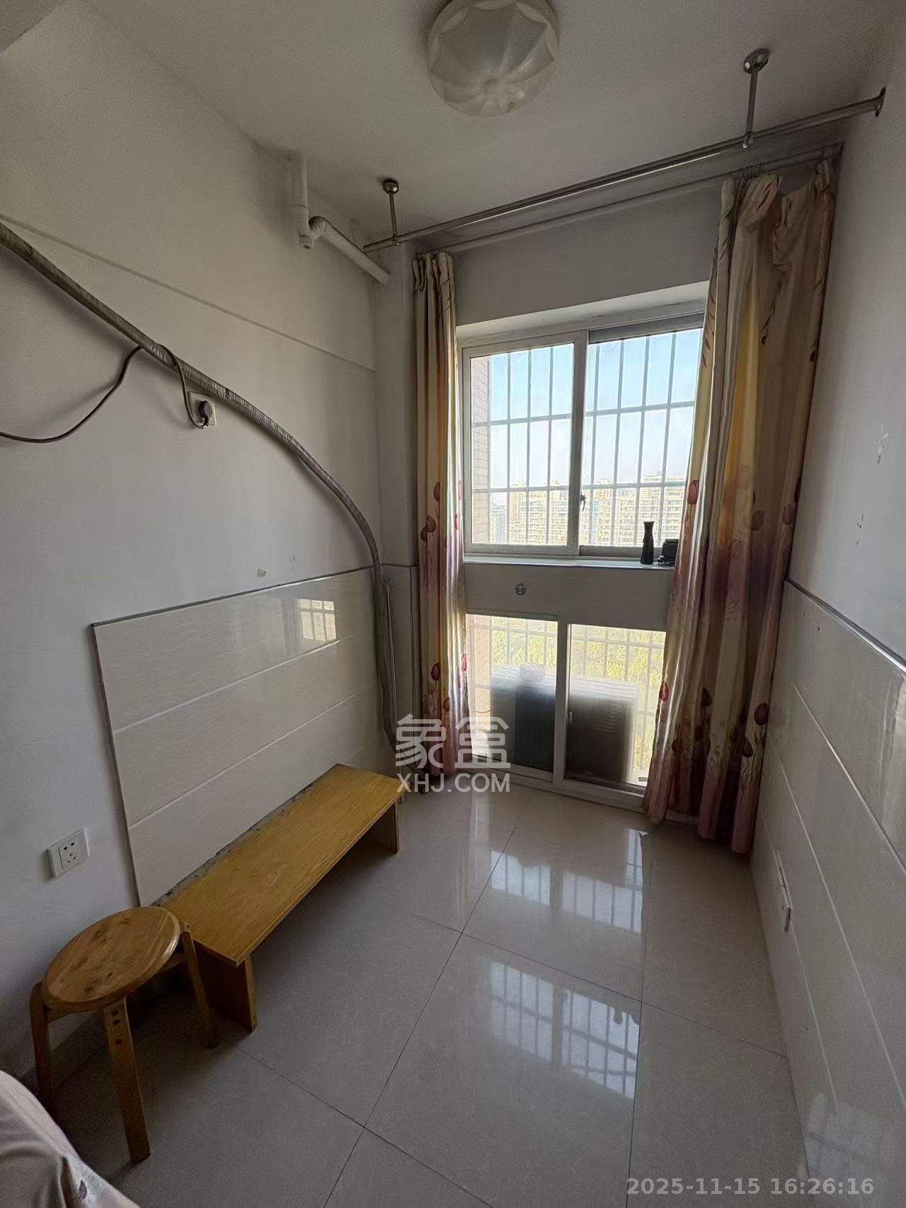 东方航标  1室1厅1卫    1100.0元/月室内图