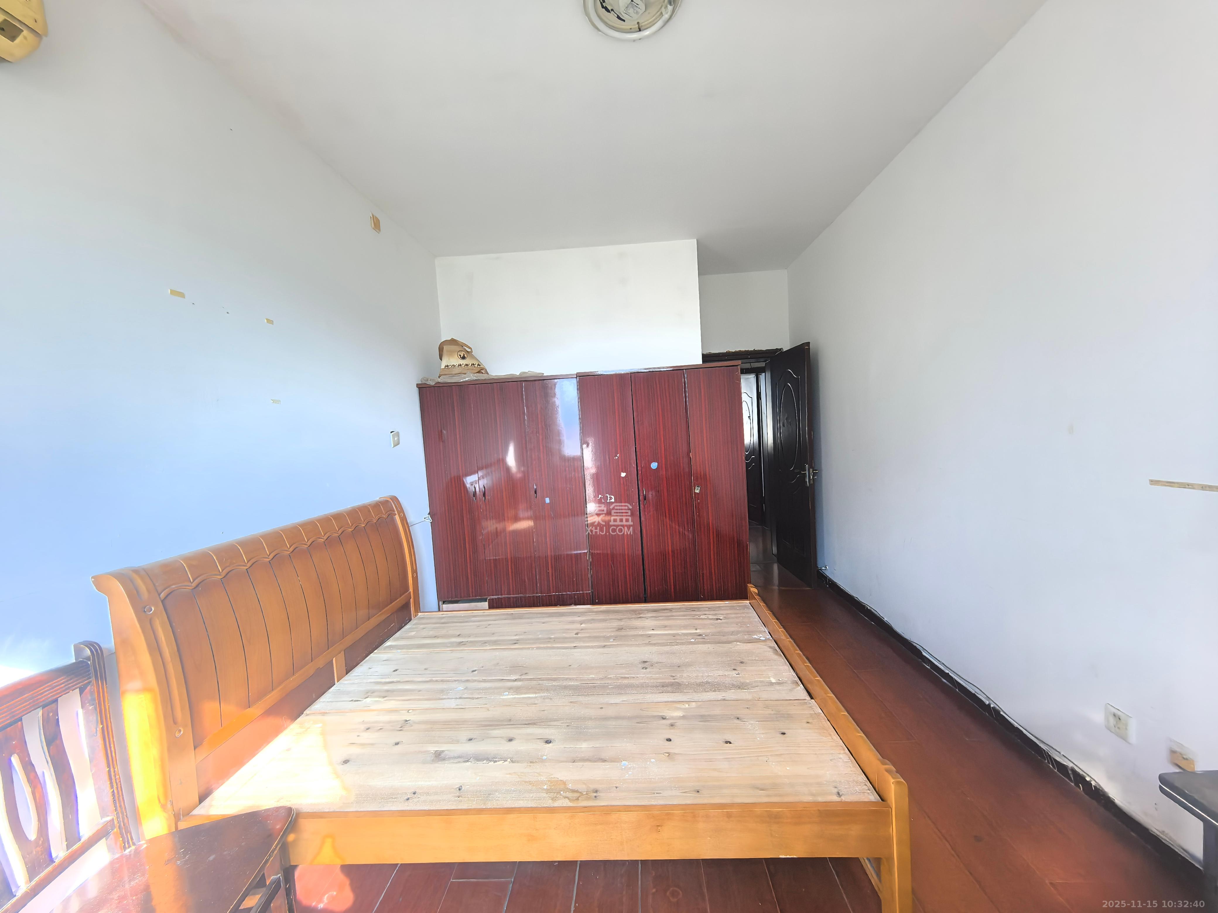 省中医药研究院宿舍（国华制药厂北院）  4室2厅2卫    2800.0元/月室内图