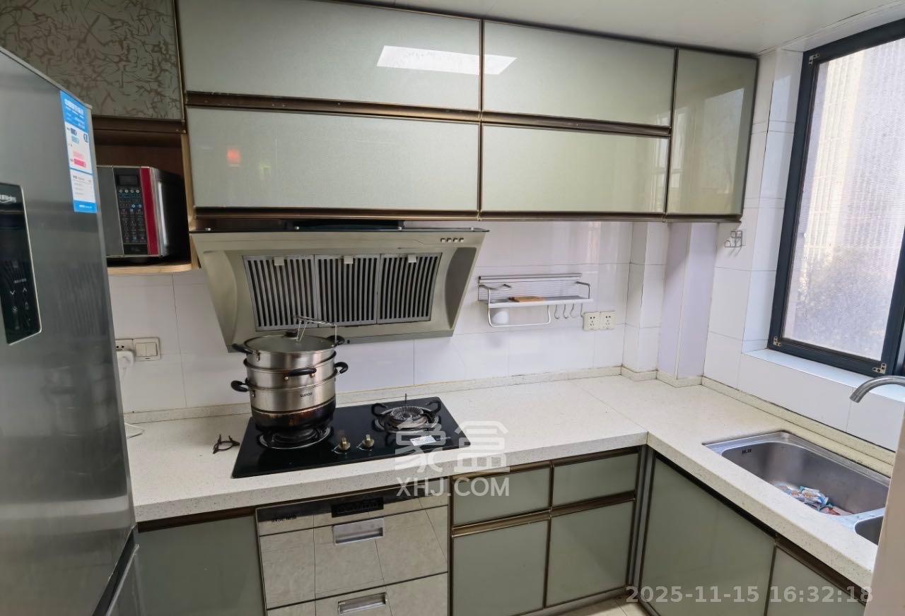 保利麓谷林语A区  3室2厅1卫    2200.0元/月室内图