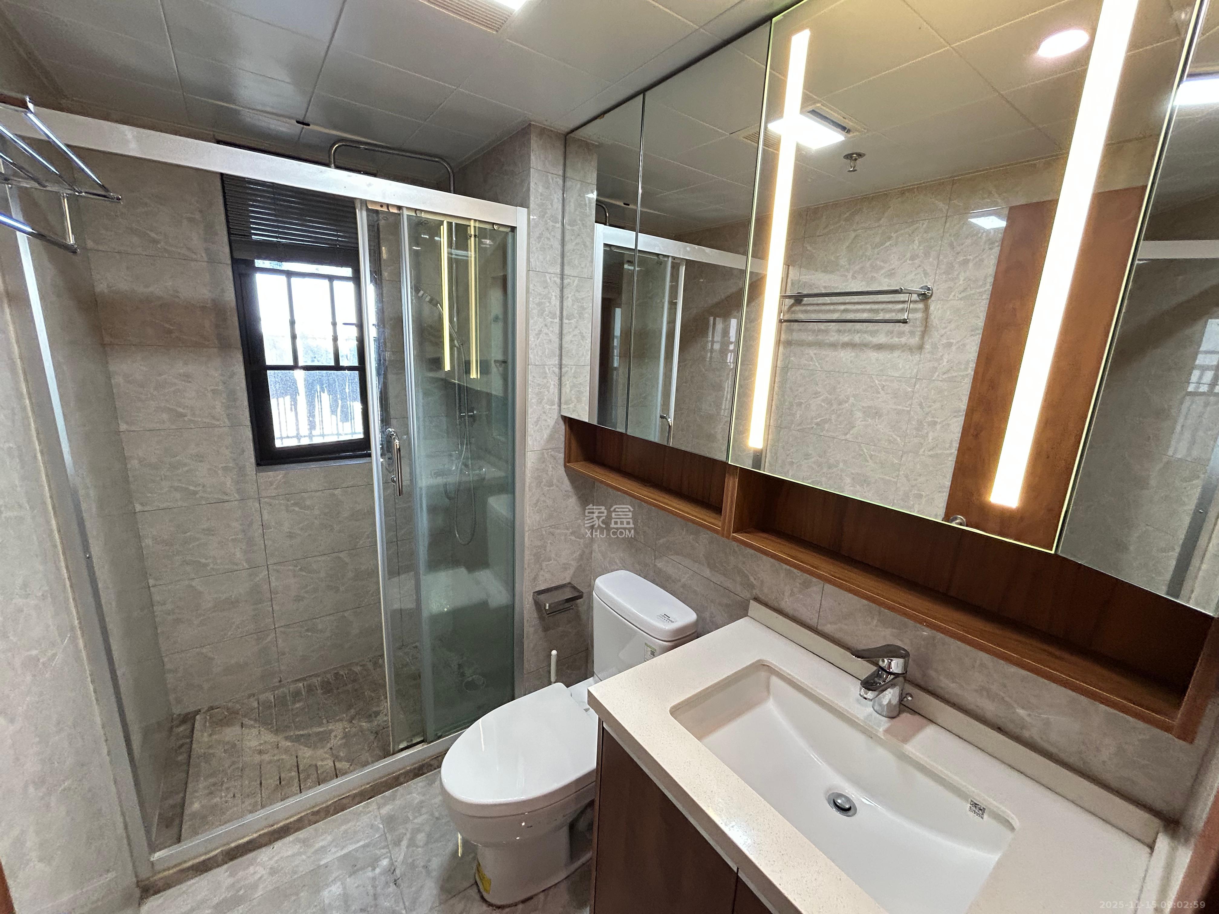 梅溪悦章 3室2厅2卫 3500.0元/月 梅溪悦章 3室2厅2卫 3500.0元/月室内图