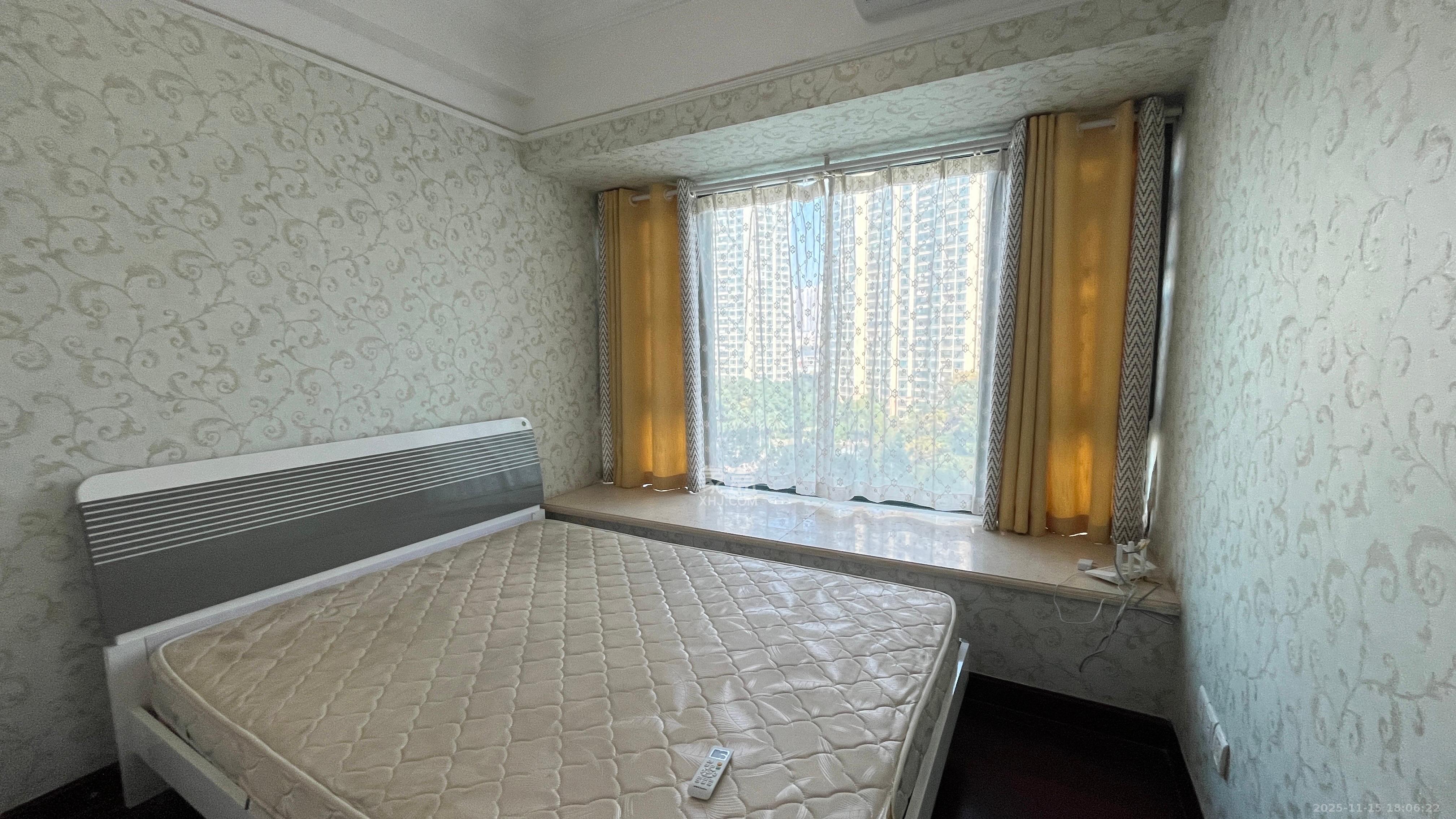 恒大雅苑  3室2厅1卫    2600.0元/月室内图