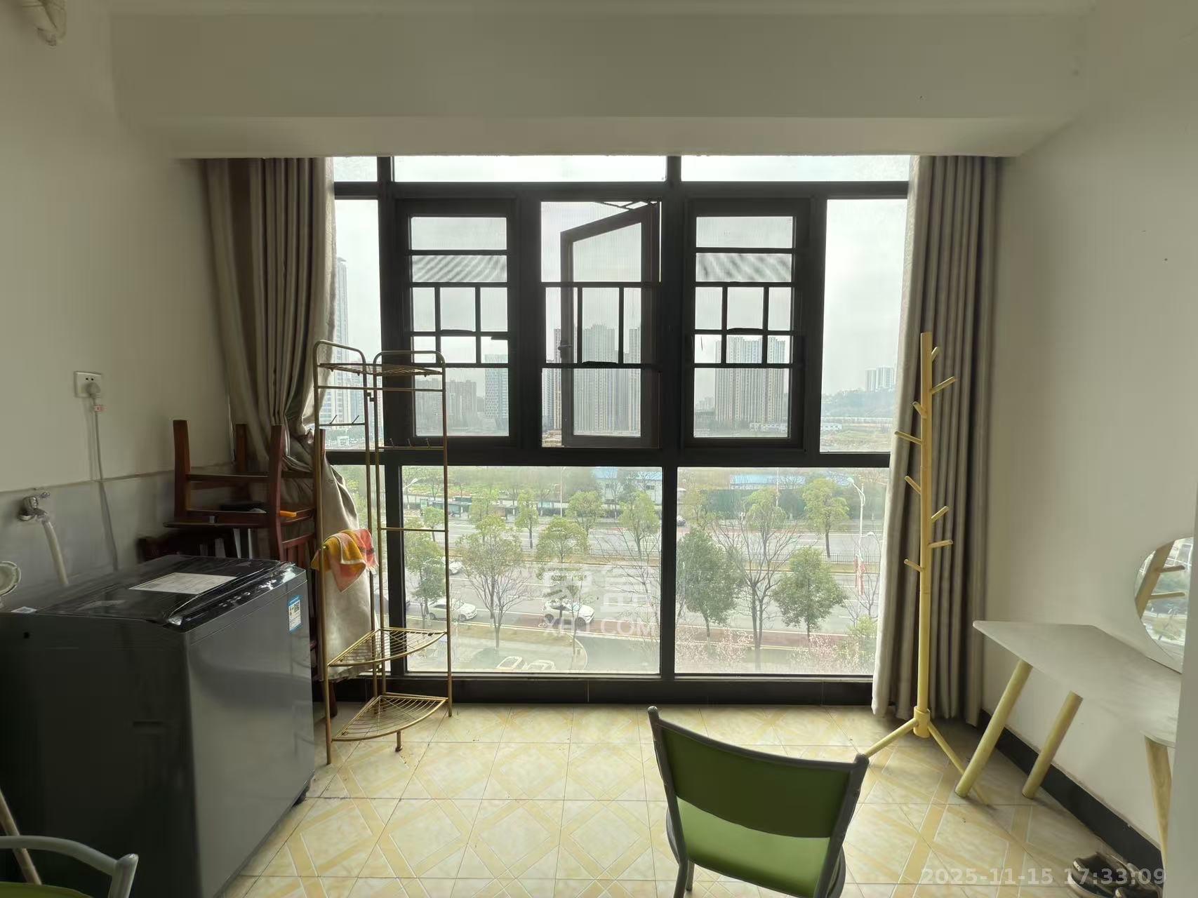 金轮星光名座 1室2厅1卫 2000.0元/月 金轮星光名座 1室2厅1卫 2000.0元/月室内图