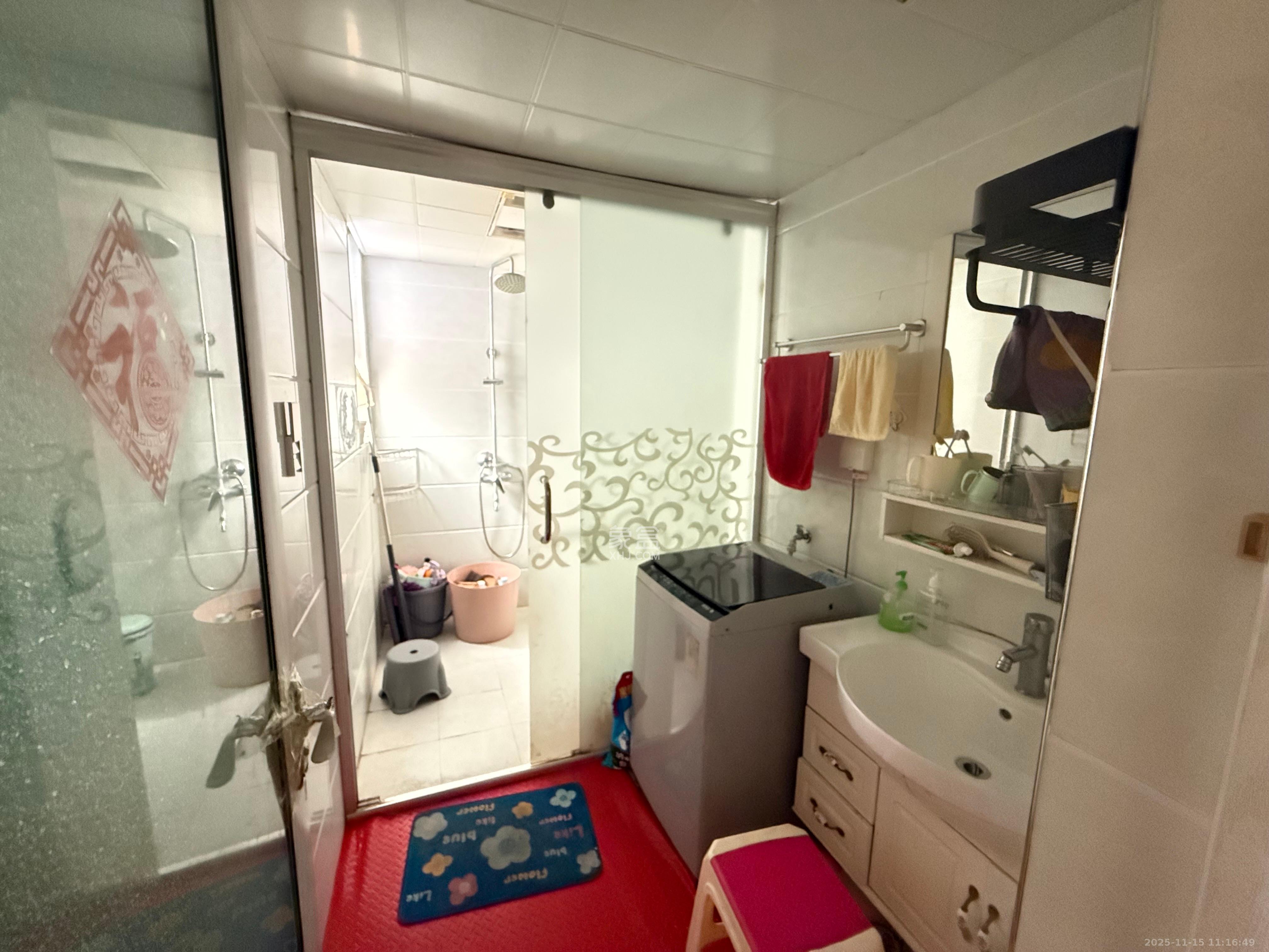 中房F联邦 3室1厅1卫 2200.0元/月 中房F联邦 3室1厅1卫 2200.0元/月室内图