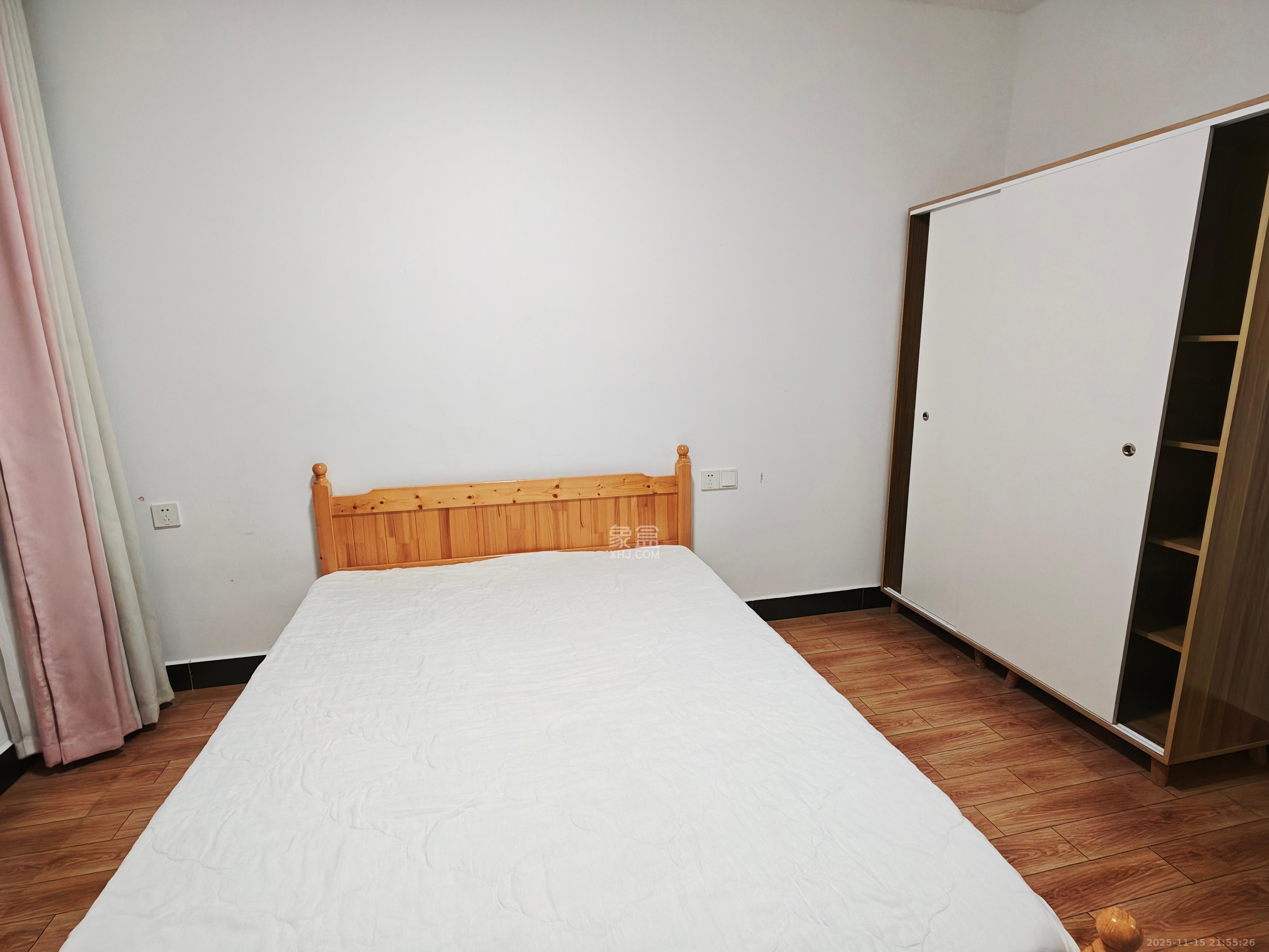 钱隆世家  2室1厅1卫    2200.0元/月室内图