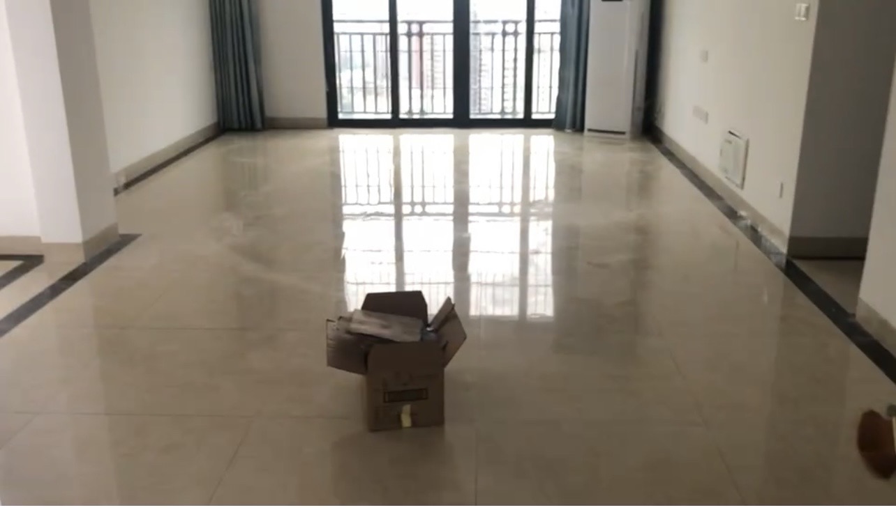 金龙城市广场一期  3室2厅2卫    3800.0元/月室内图