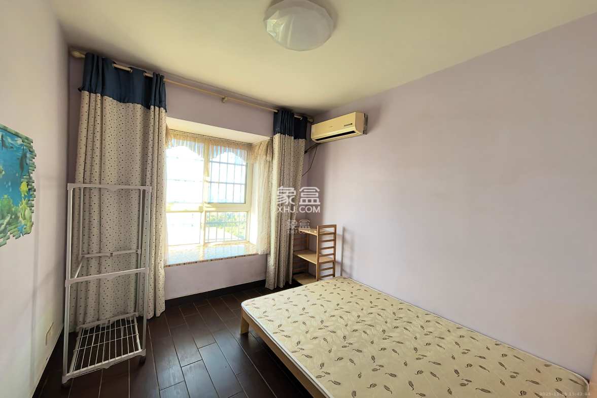 中房F联邦 3室2厅1卫 2300.0元/月 中房F联邦 3室2厅1卫 2300.0元/月室内图