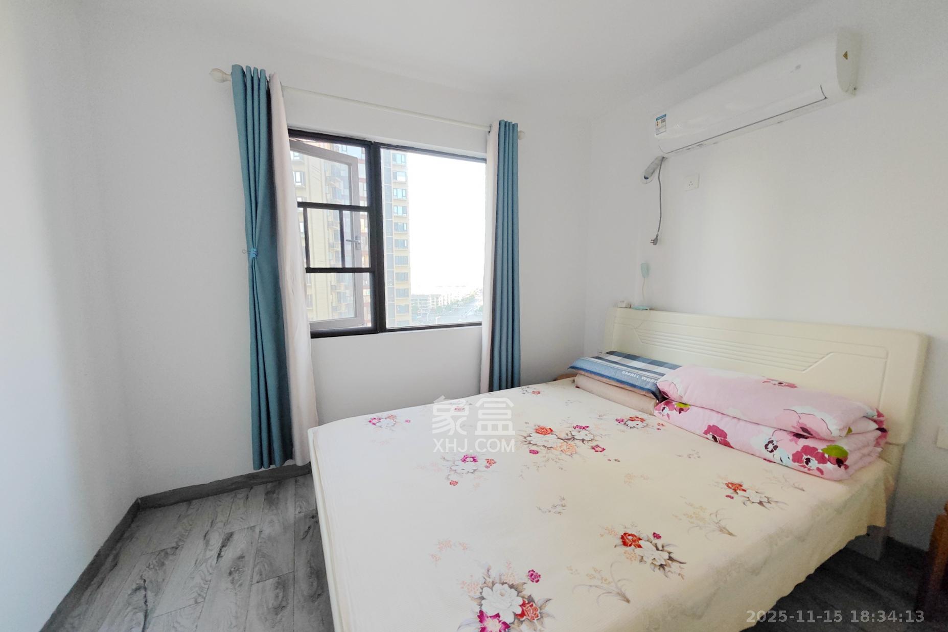 保利大都汇四期 4室2厅2卫 155.0万 保利大都汇四期 4室2厅2卫 155.0万卧室