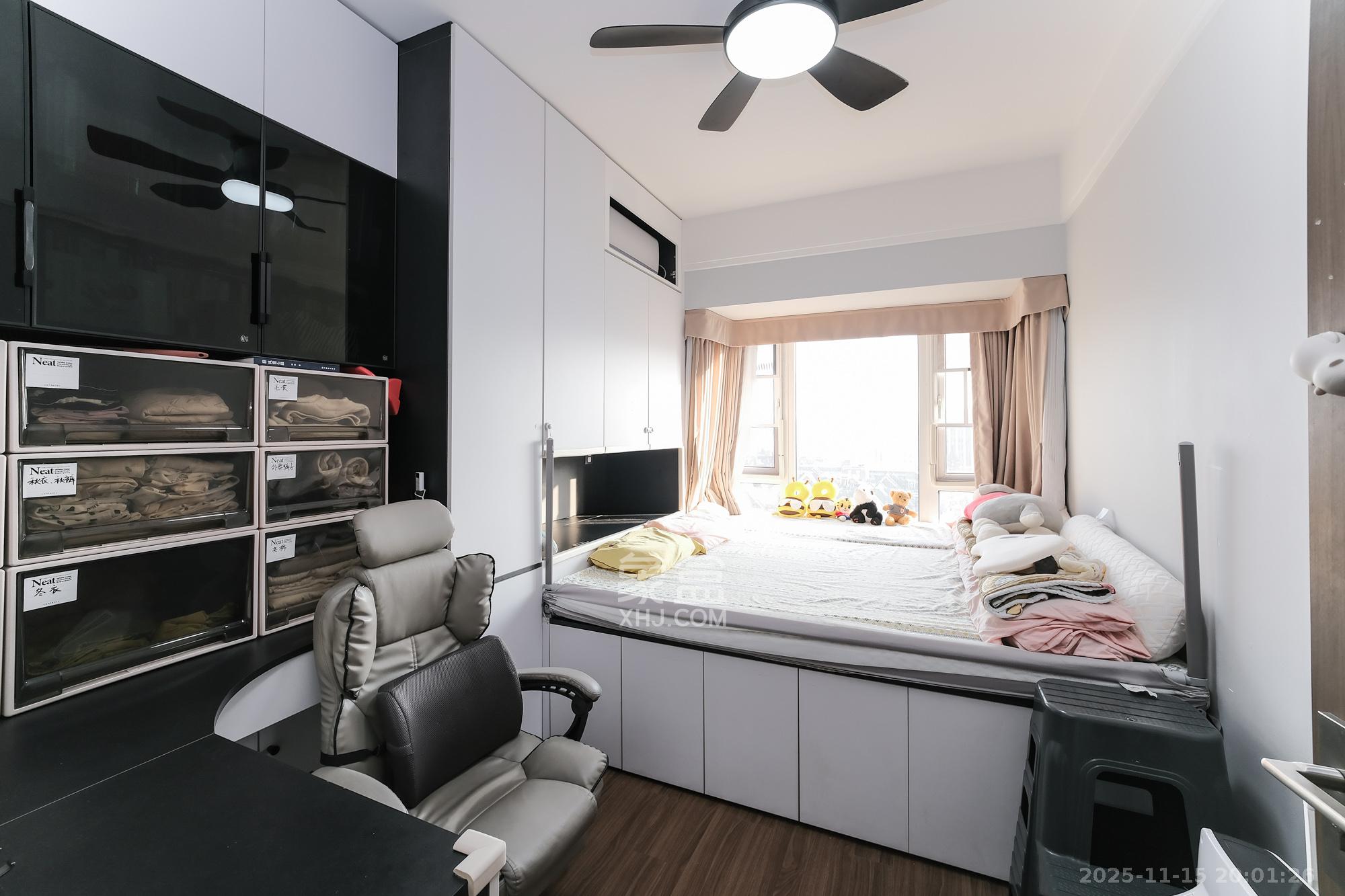 保利香槟国际 3室2厅1卫 92.0万 保利香槟国际 3室2厅1卫 92.0万卧室