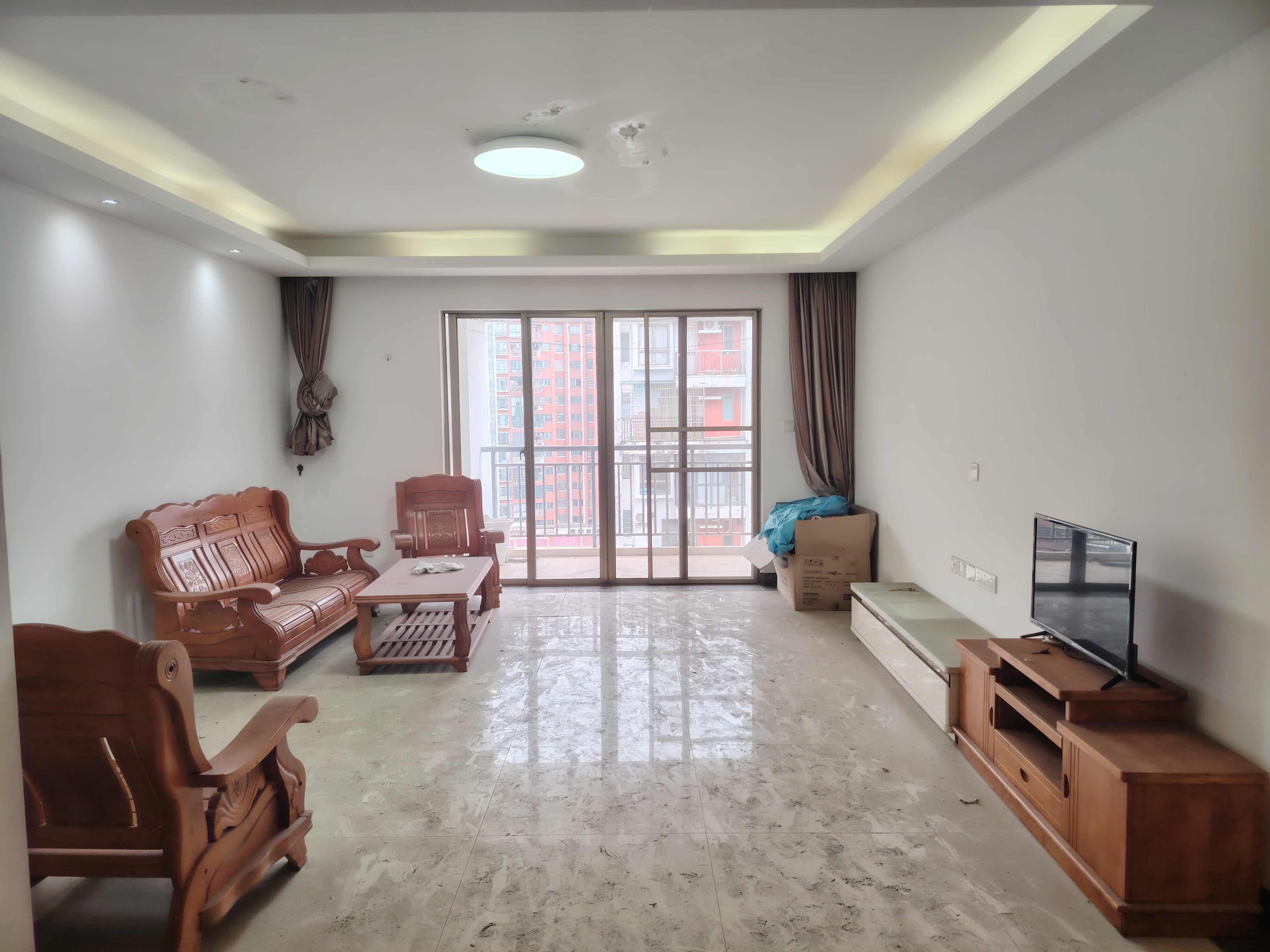 水云天 3室2厅2卫 3000.0元/月 水云天 3室2厅2卫 3000.0元/月室内图