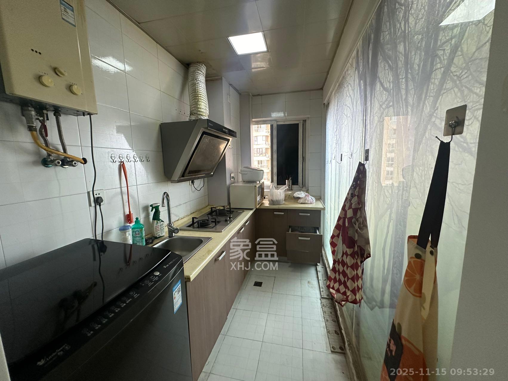 先锋水韵花都 1室1厅1卫 1400.0元/月 先锋水韵花都 1室1厅1卫 1400.0元/月室内图