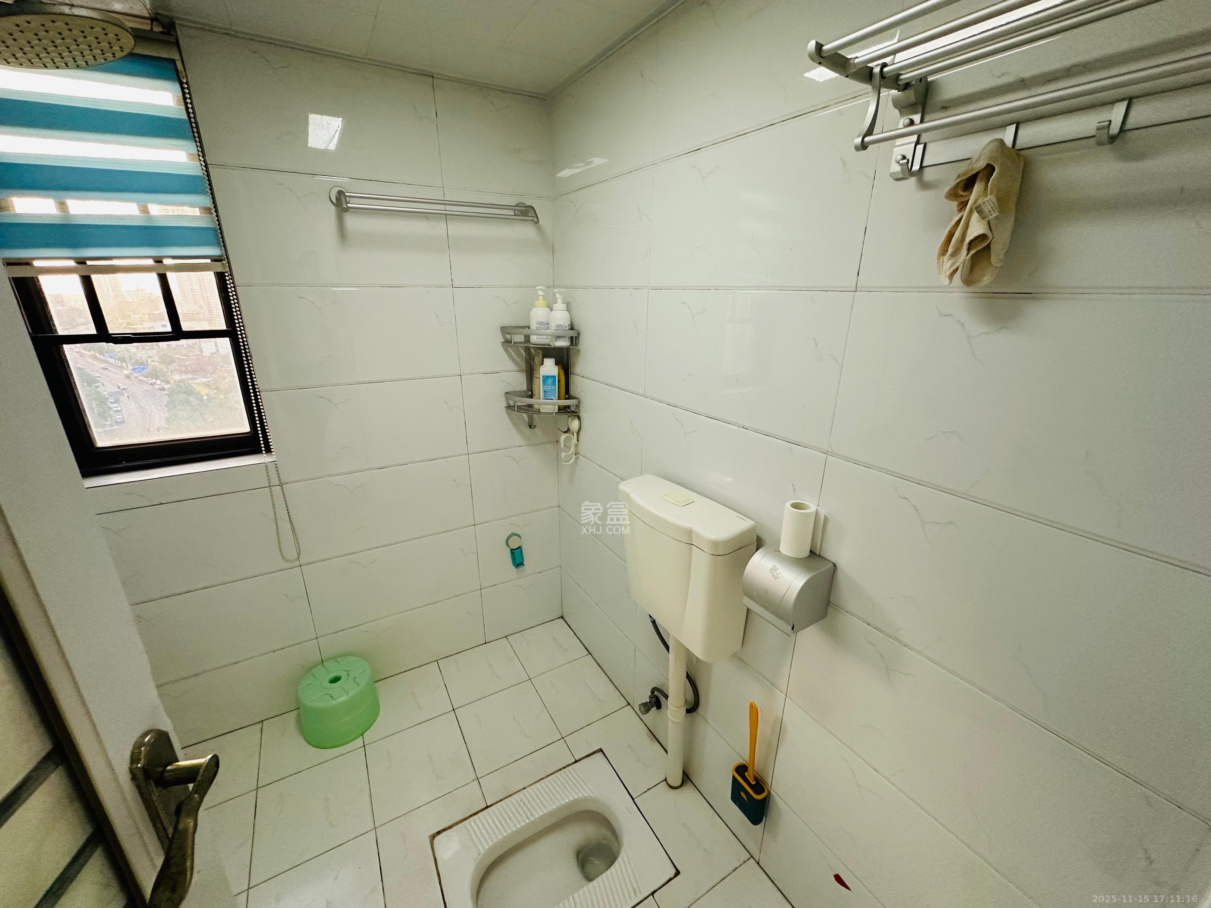 南山雍江汇（滨江国际新城）  3室2厅1卫    3200.0元/月室内图