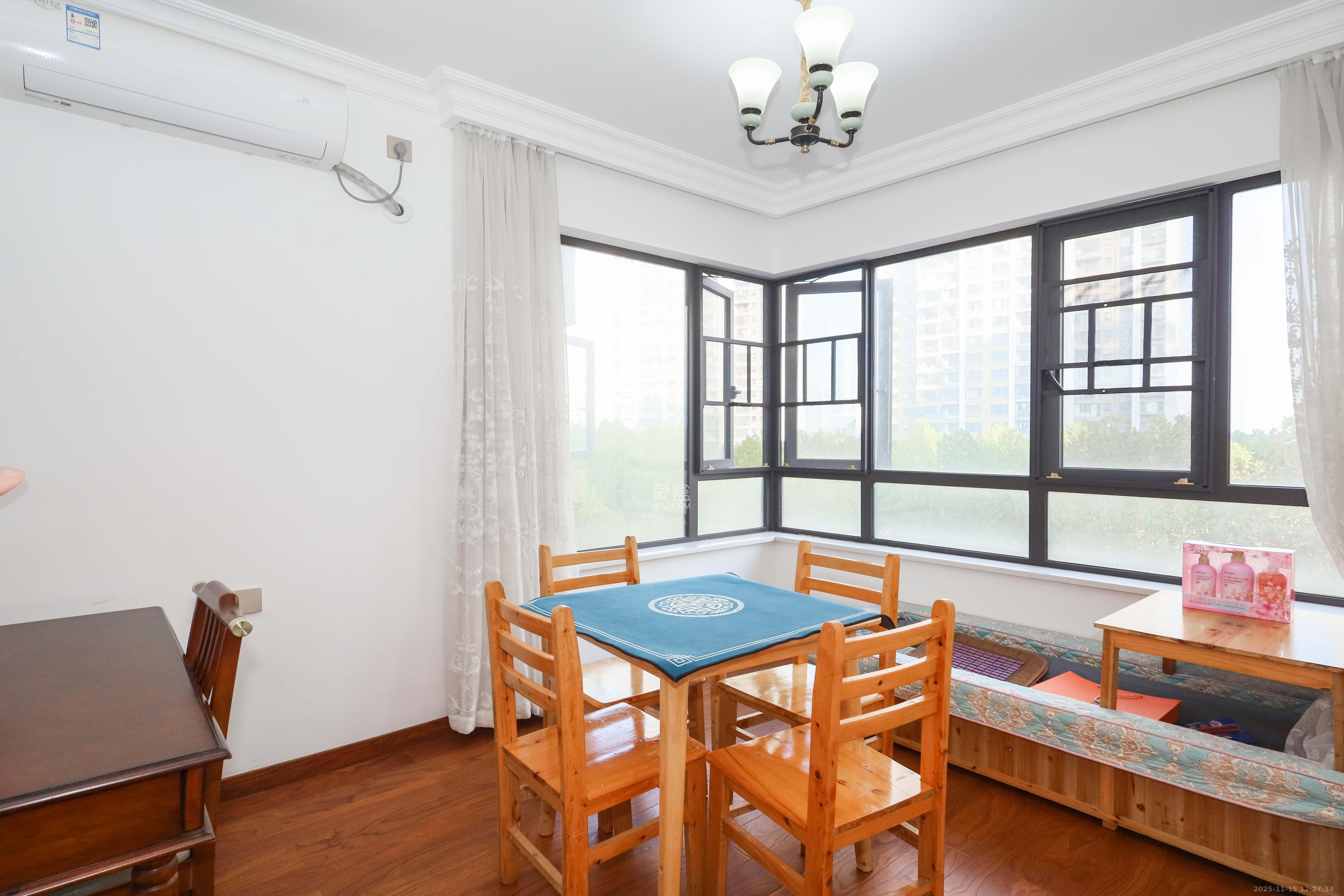 佳兆业云顶梅溪湖（佳兆业梅溪荟）  4室2厅2卫    168.0万卧室