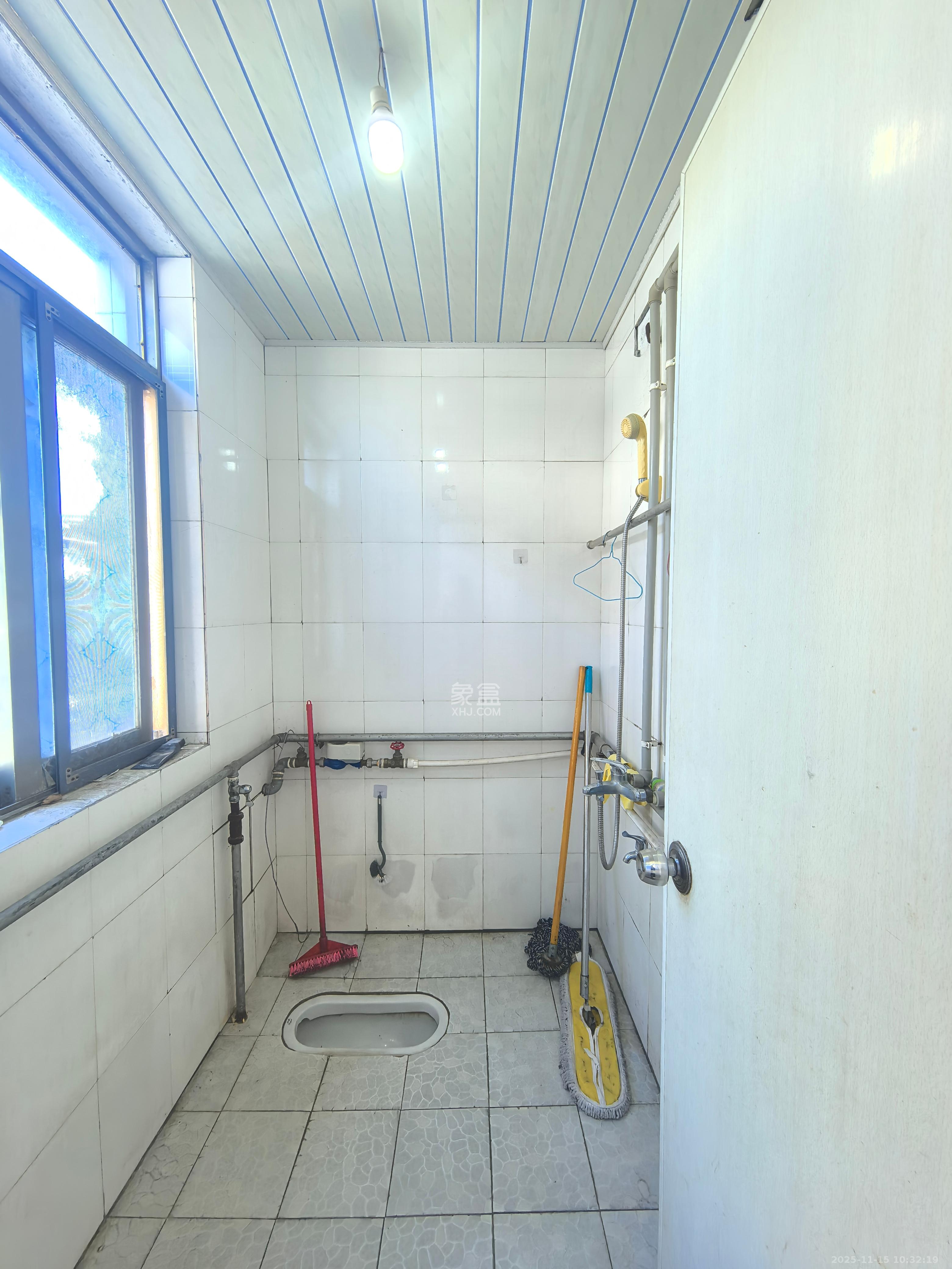 省中医药研究院宿舍（国华制药厂北院）  4室2厅2卫    2800.0元/月室内图