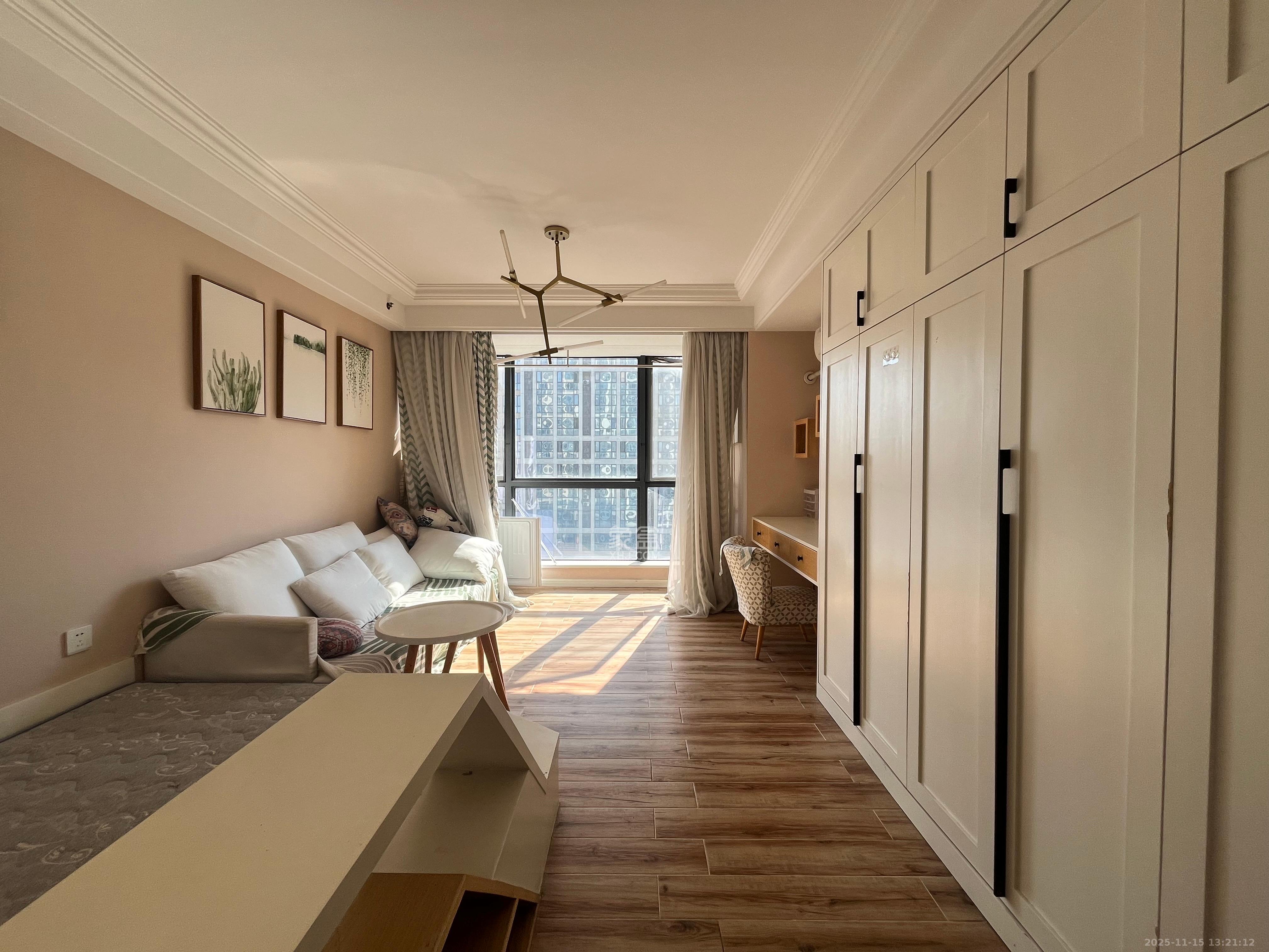 融科东南海 1室0厅1卫 1500.0元/月 融科东南海 1室0厅1卫 1500.0元/月室内图