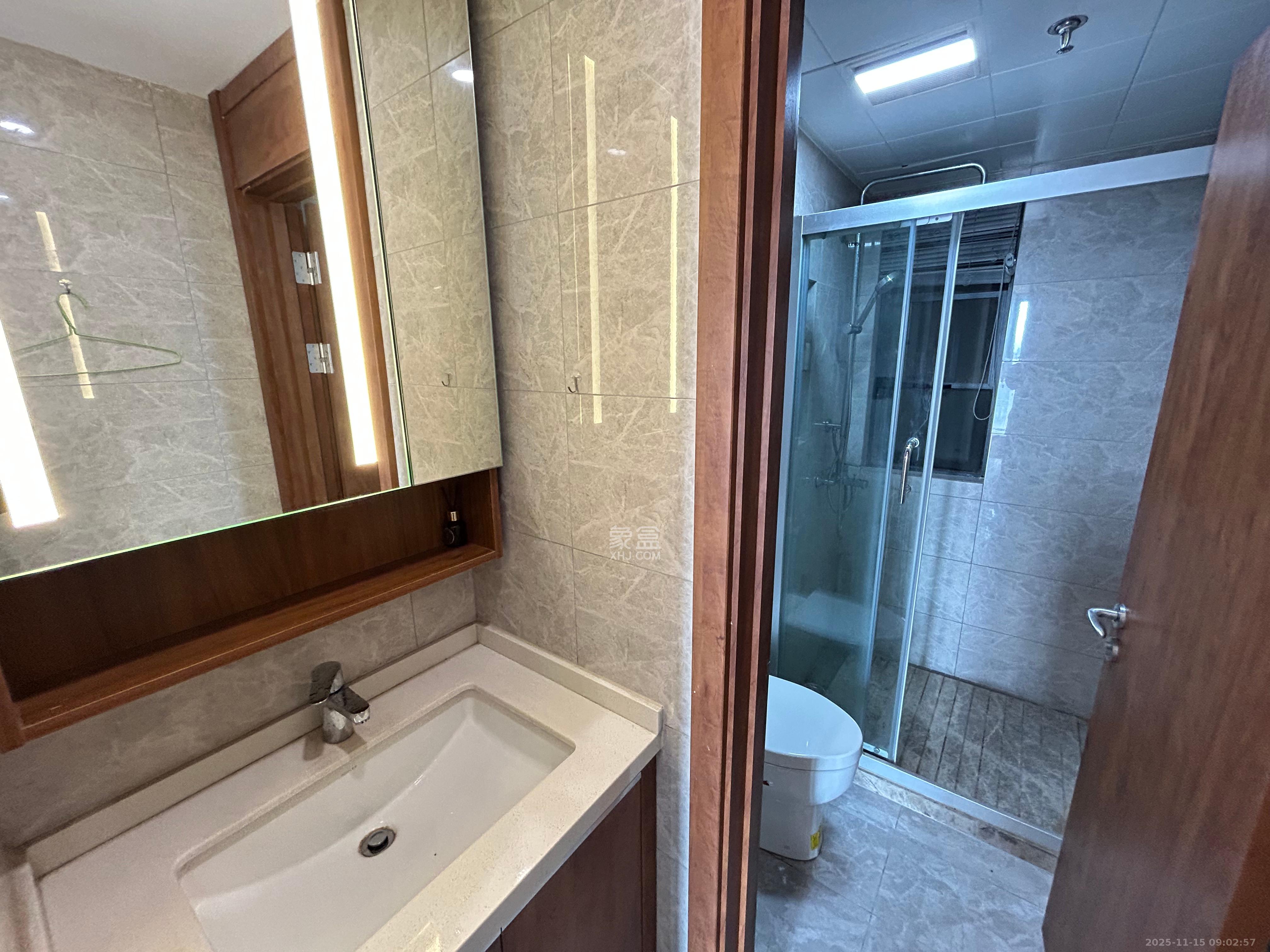 梅溪悦章  3室2厅2卫    3500.0元/月室内图