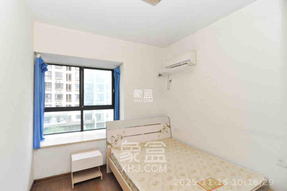 西子湖畔沃府  4室2厅2卫    2600.0元/月室内图