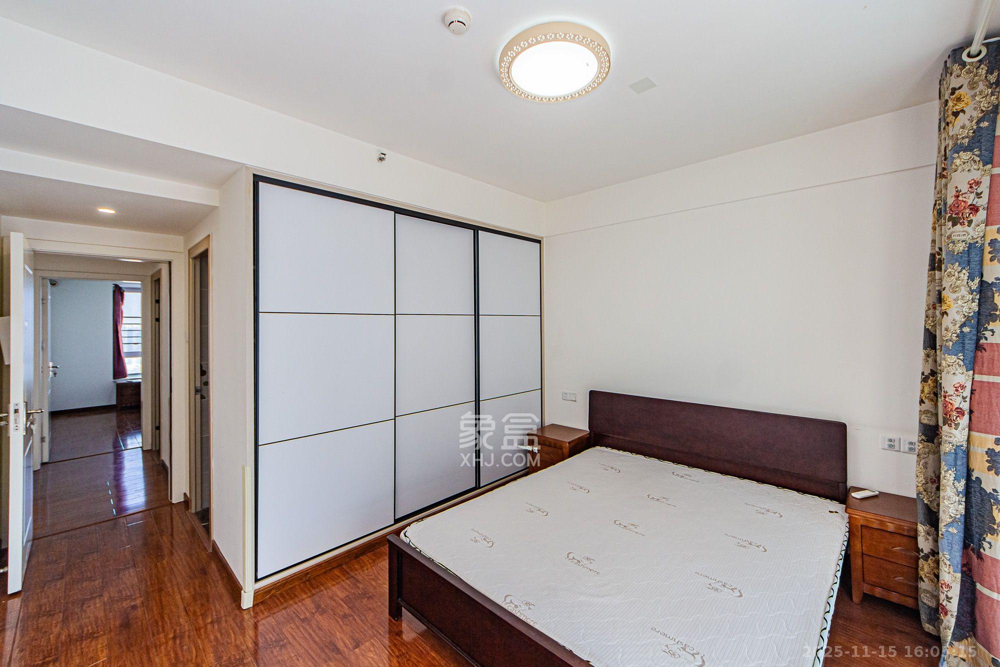 北辰三角洲C2区 3室2厅2卫 4500.0元/月 北辰三角洲C2区 3室2厅2卫 4500.0元/月室内图