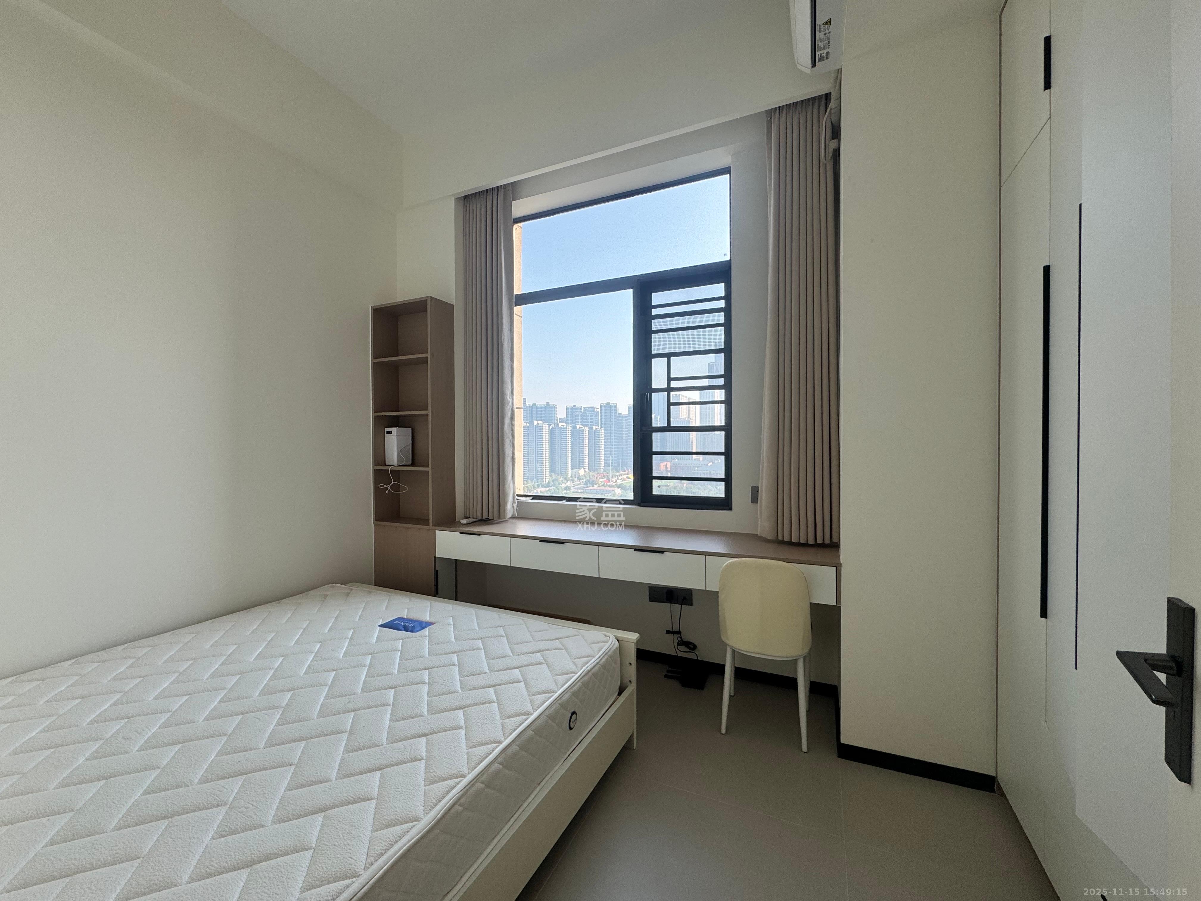 诺德滨江逸园（中铁逸园）  2室1厅1卫    2800.0元/月室内图