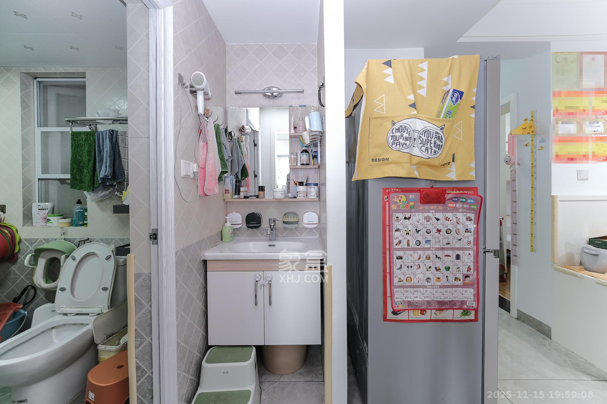 荣盛花语城  2室2厅1卫    49.8万卫生间