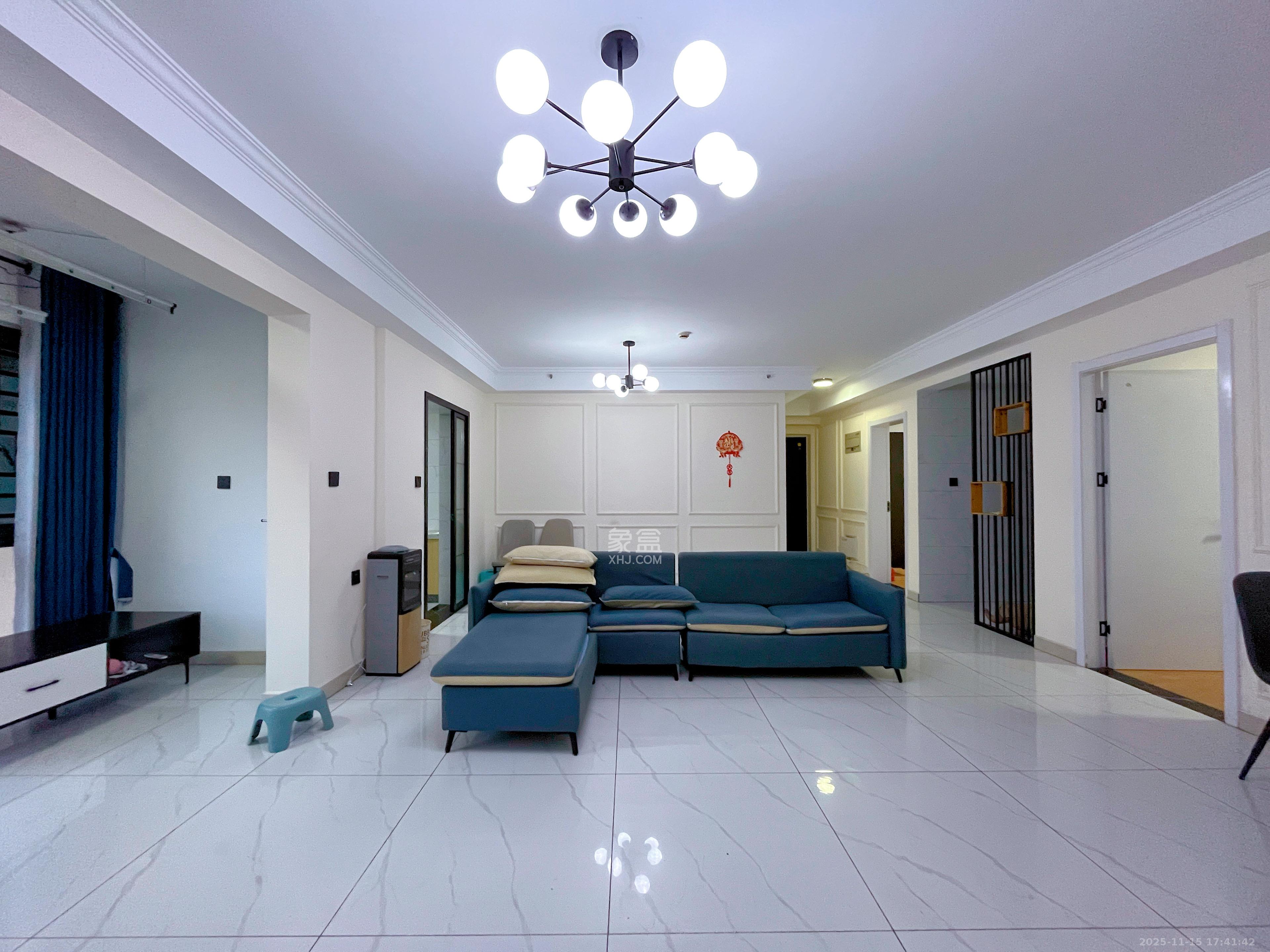 北辰三角洲E7区  4室2厅2卫    4500.0元/月室内图