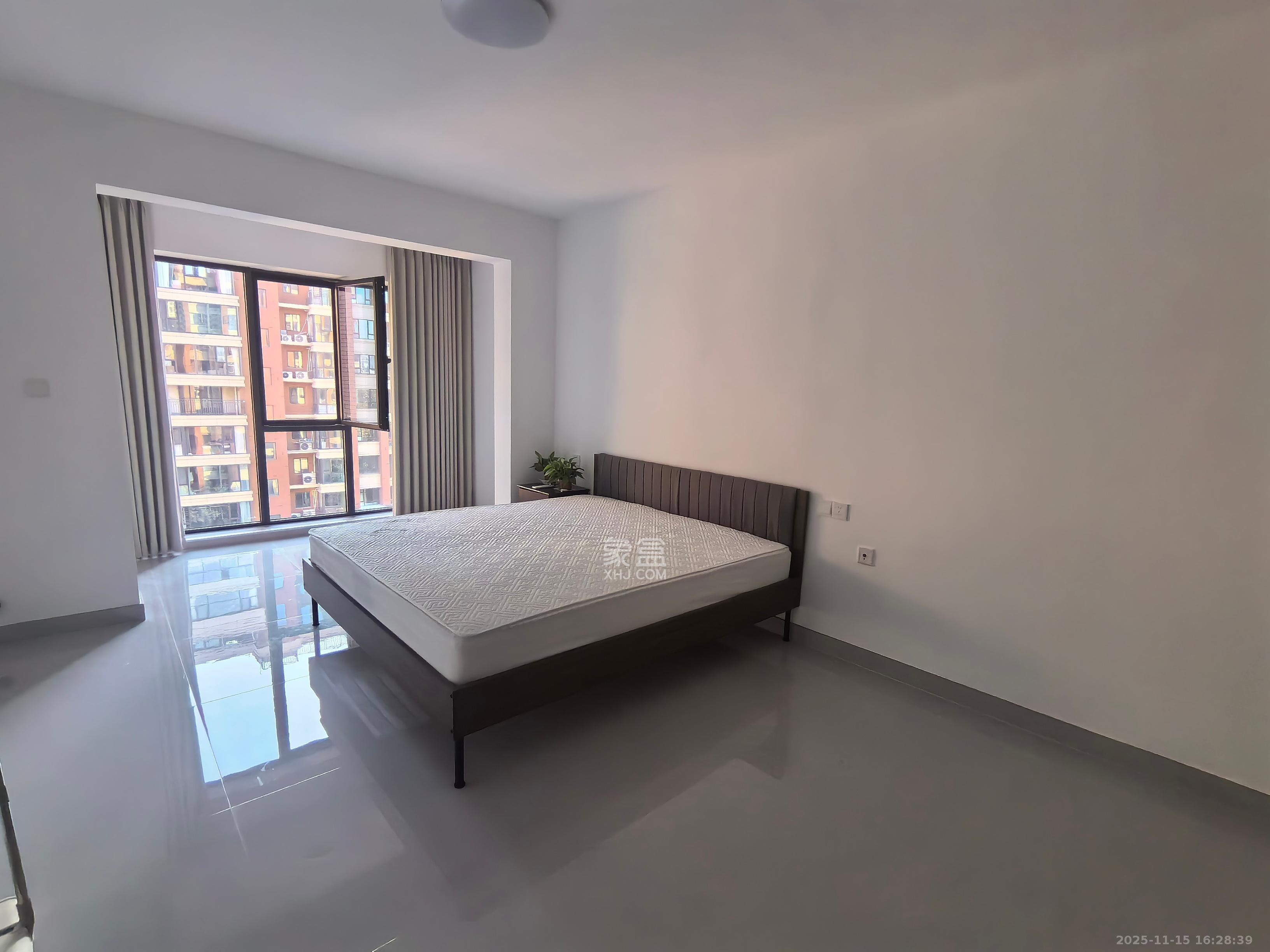 香缇雅苑（鑫远翡丽郡二期）  3室2厅1卫    3500.0元/月室内图