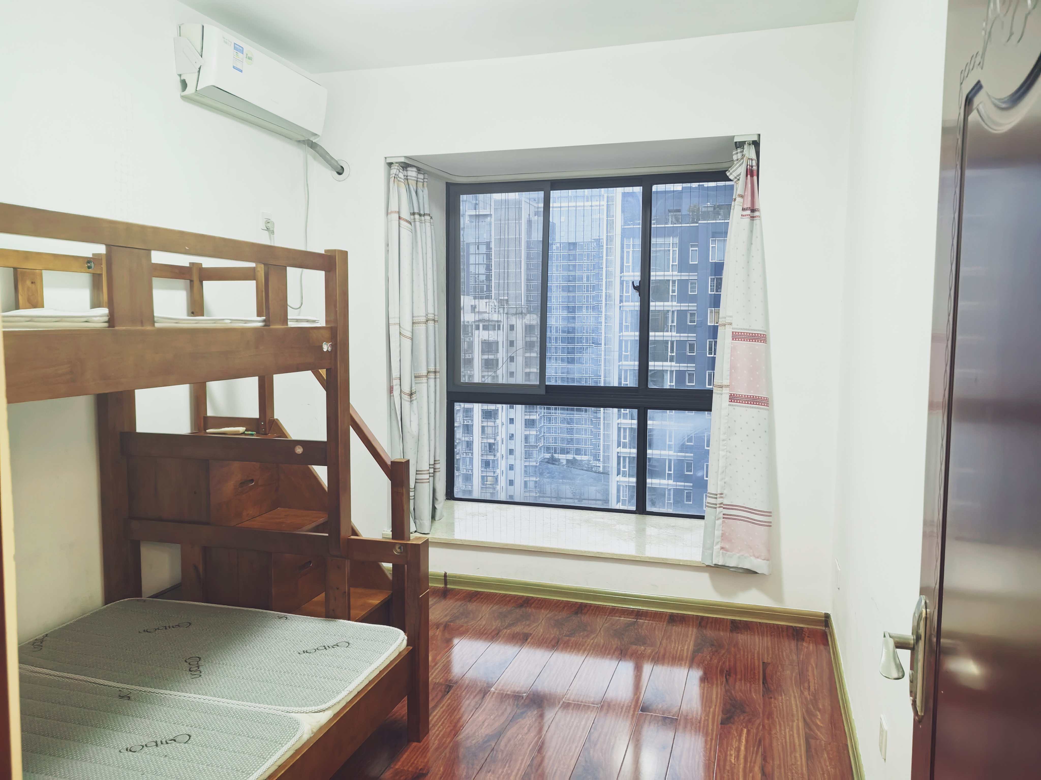 环强御景湾 3室2厅1卫 3000.0元/月 环强御景湾 3室2厅1卫 3000.0元/月室内图