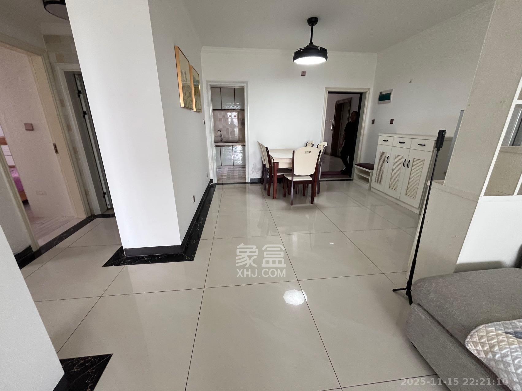 桥头家苑一期 3室2厅1卫 1900.0元/月 桥头家苑一期 3室2厅1卫 1900.0元/月室内图