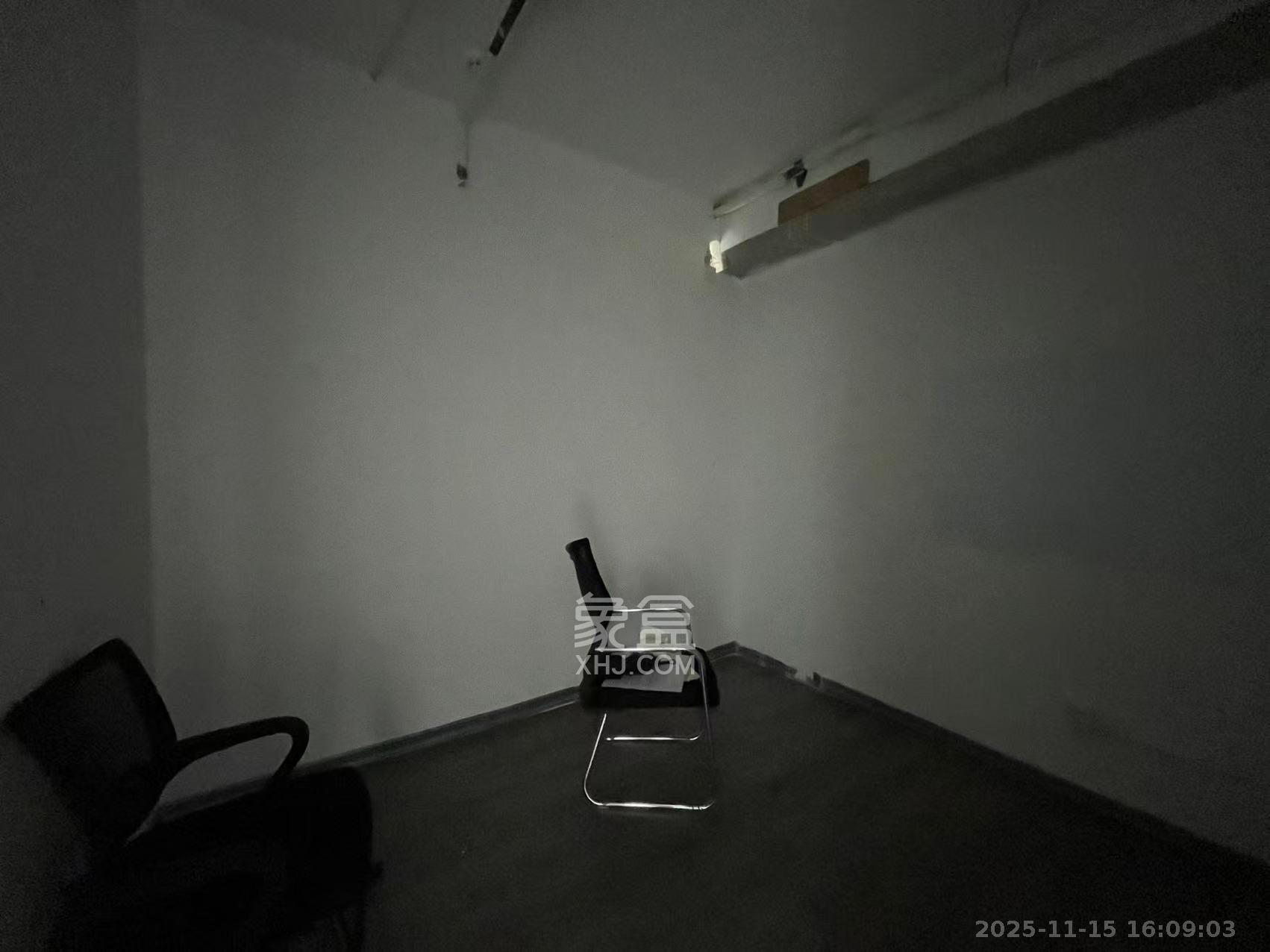 东友星座  1室0厅0卫    13000.0元/月室内图